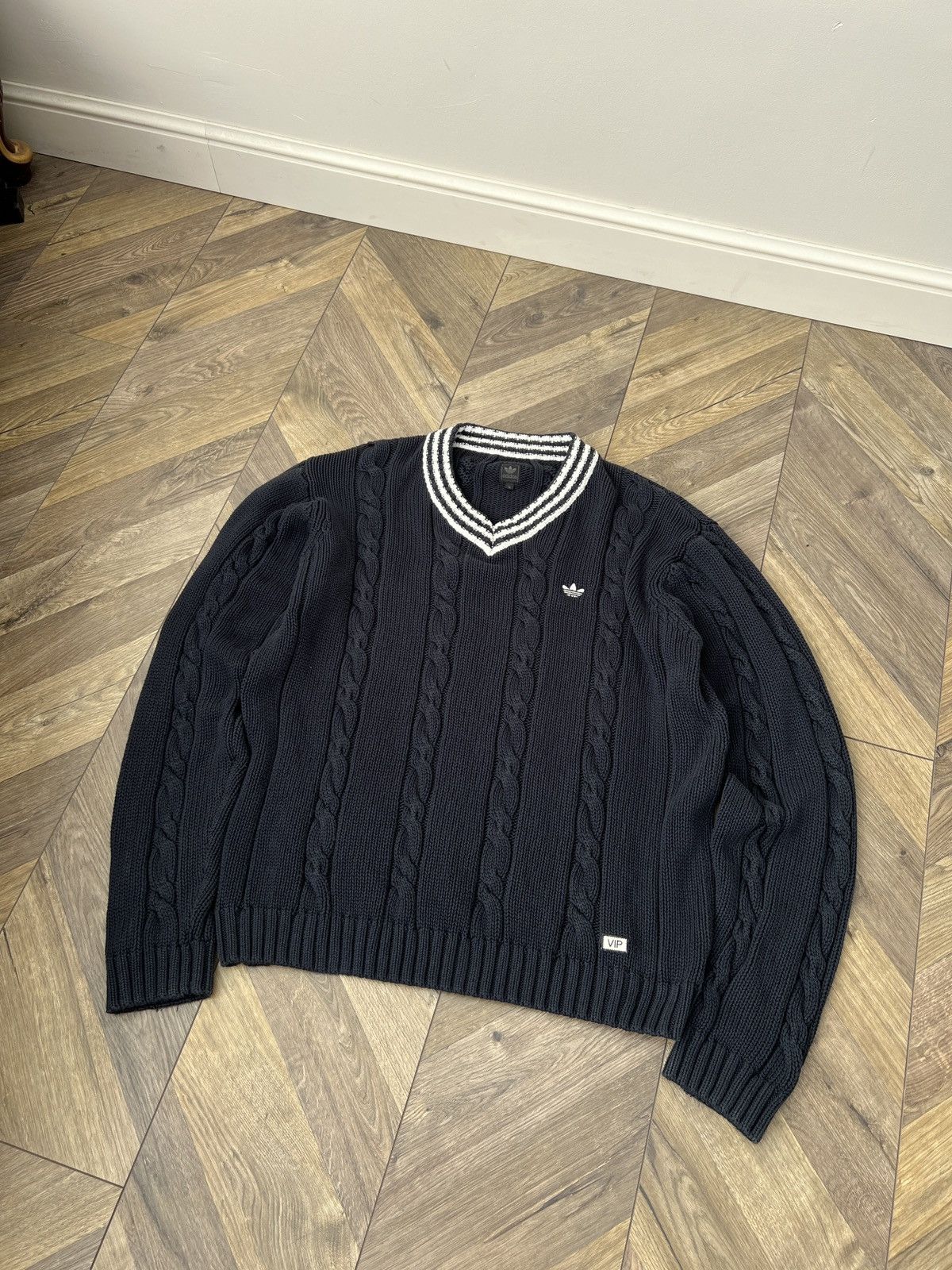 Adidas Vintage Adidas Cable Knit Sweater Navy V-Neck Logo Retro Size US XL / EU 56 / 4 - 4 Thumbnail