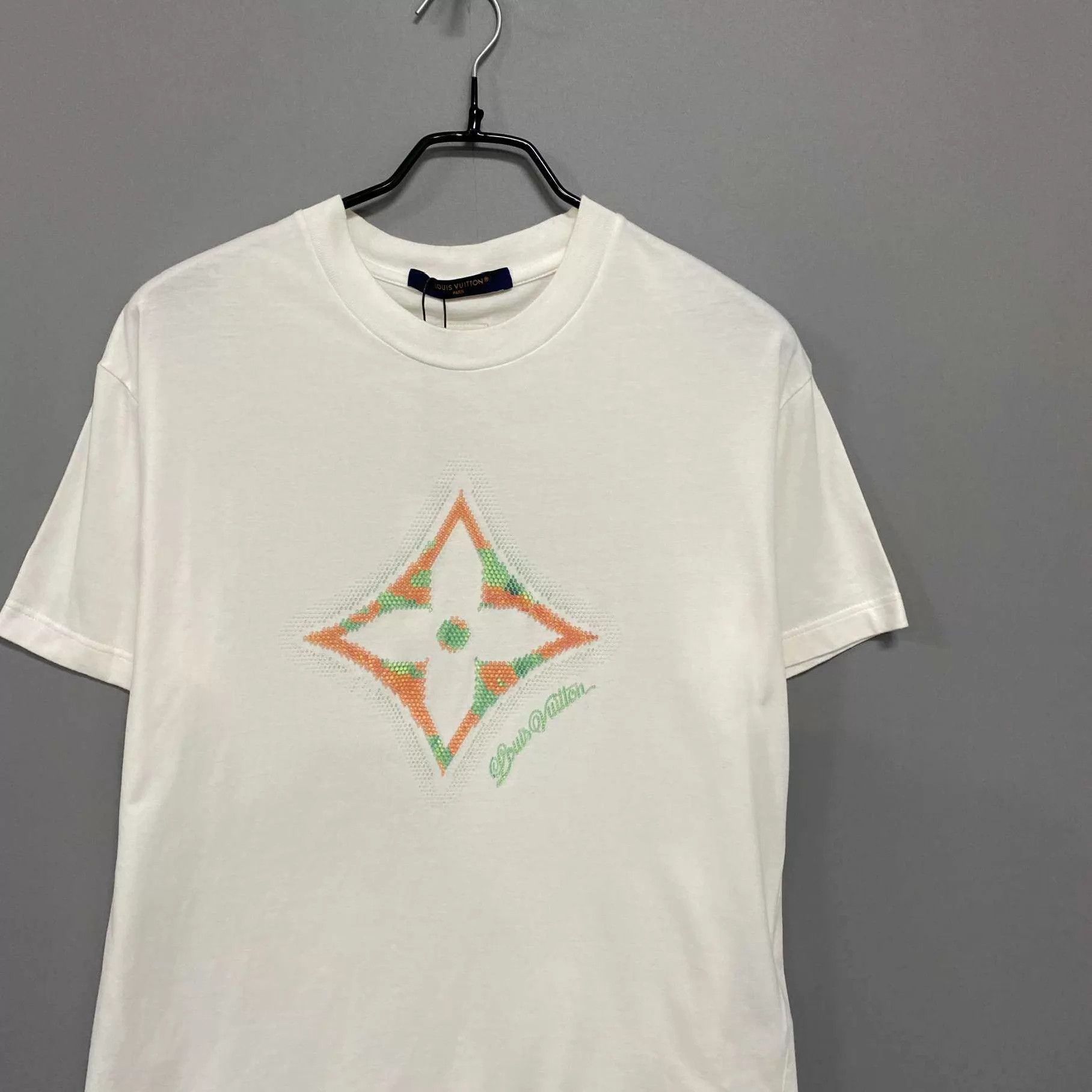 Louis Vuitton LV 25ss Men's Clover Crystal Logo SS Tee Size US XS / EU 42 / 0 - 2 Thumbnail