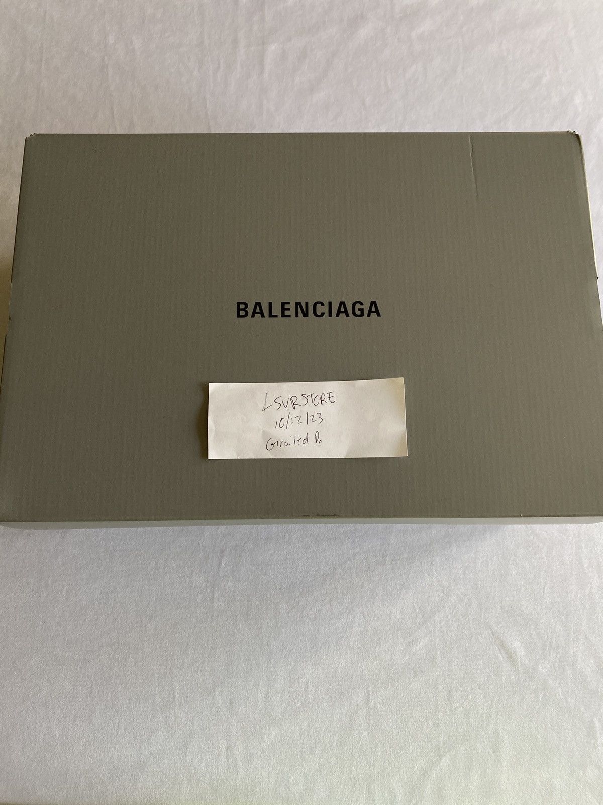 Balenciaga Balenciaga Red 3XL Sneaker 42 - US9.0 USED* Size US 9 / EU 42 - 16 Thumbnail