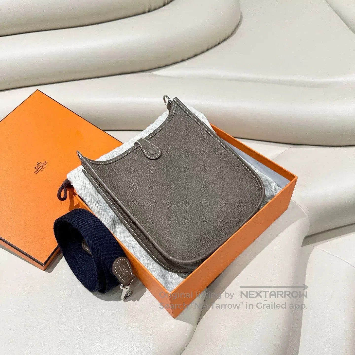 Hermes Hermes Evelyne Elephant Gray Gold Clasp. Size ONE SIZE - 3 Thumbnail