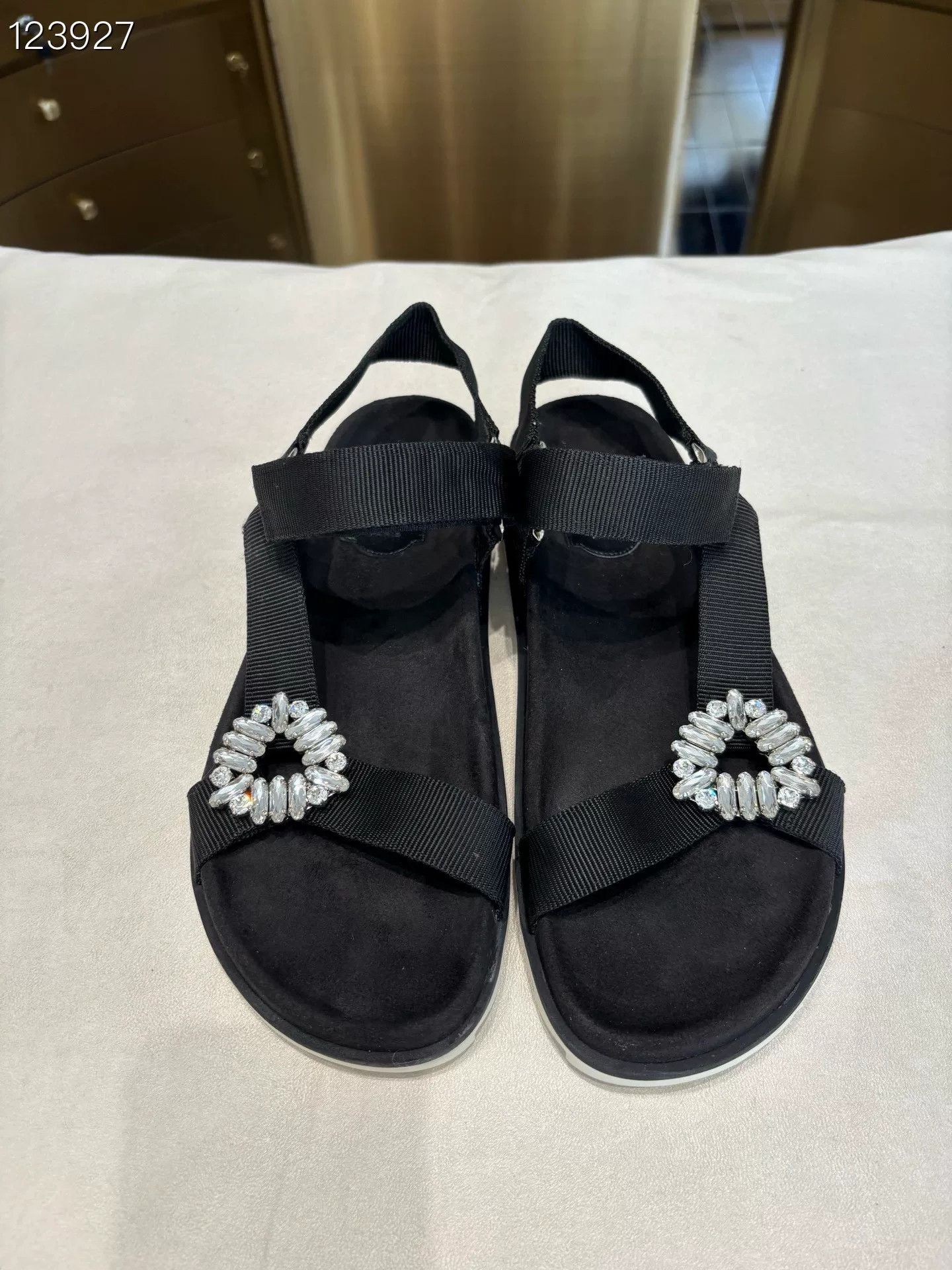 Roger Vivier Roger Vivier Women's Sandals Size US 7 / IT 37 - 1 Thumbnail