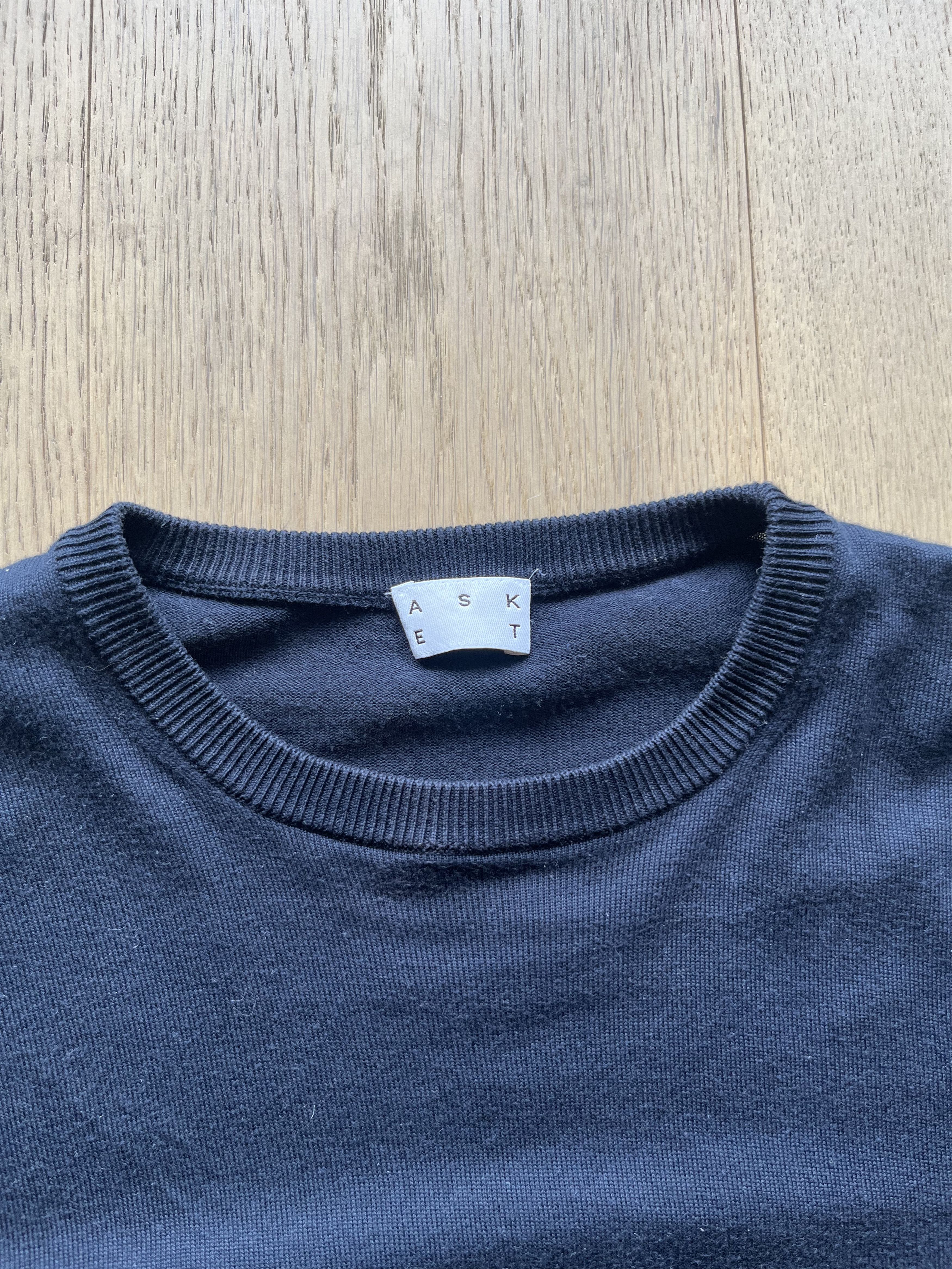 Asket 'The Cotton Sweater' in Navy Size US S / EU 44-46 / 1 - 2 Thumbnail
