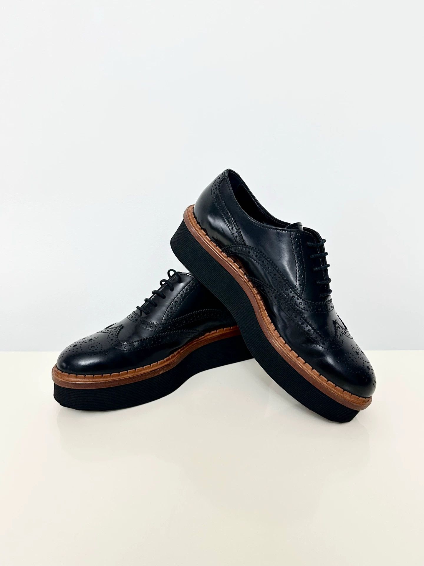 Tod's Tod's Women's Leather Brogue Loafer Black Size US 6 / IT 36 - 5 Thumbnail