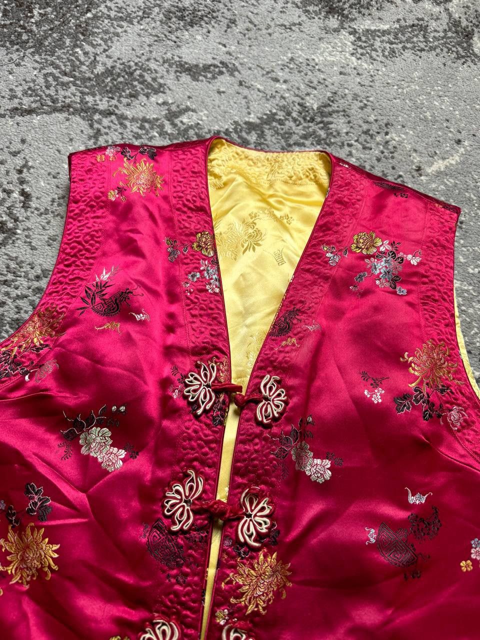 Japanese Brand × Vintage Vintage Reversible Satin Chinese Padded Waistcoat Gilet Vest Size L / US 10 / IT 46 - 3 Thumbnail