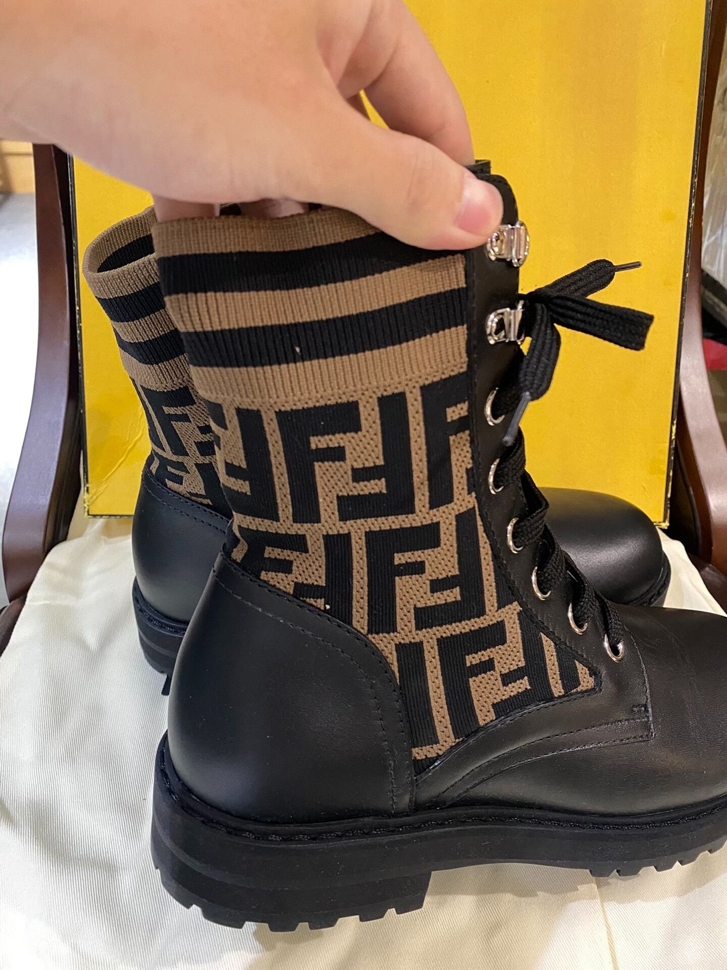 Fendi Fendi Men's Boots Sizes 41, 43 Size US 8 / EU 41 - 6 Thumbnail
