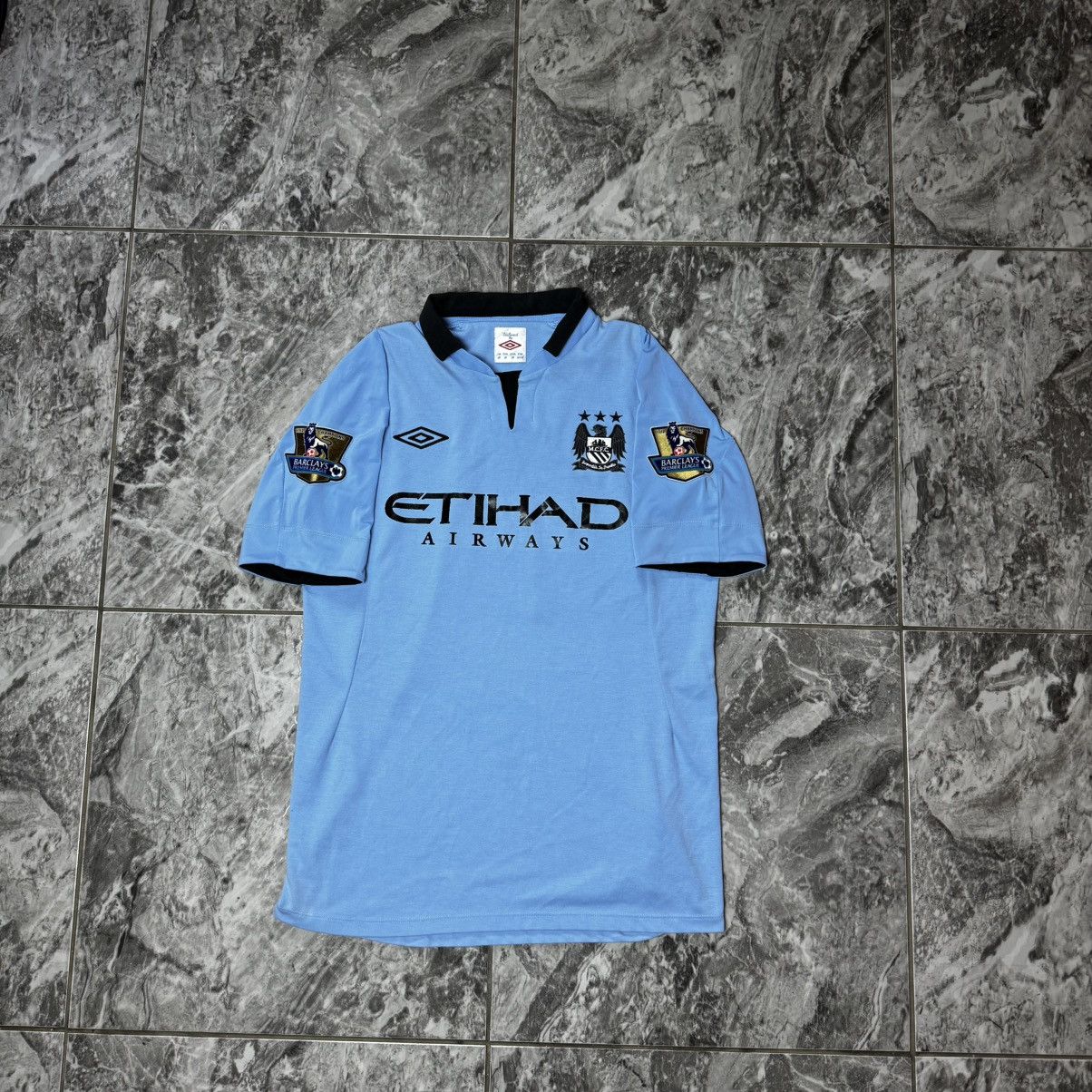 Umbro 2012-13 Manchester City Home Shirt Kompany #4 Size US S / EU 44-46 / 1 - 2 Thumbnail
