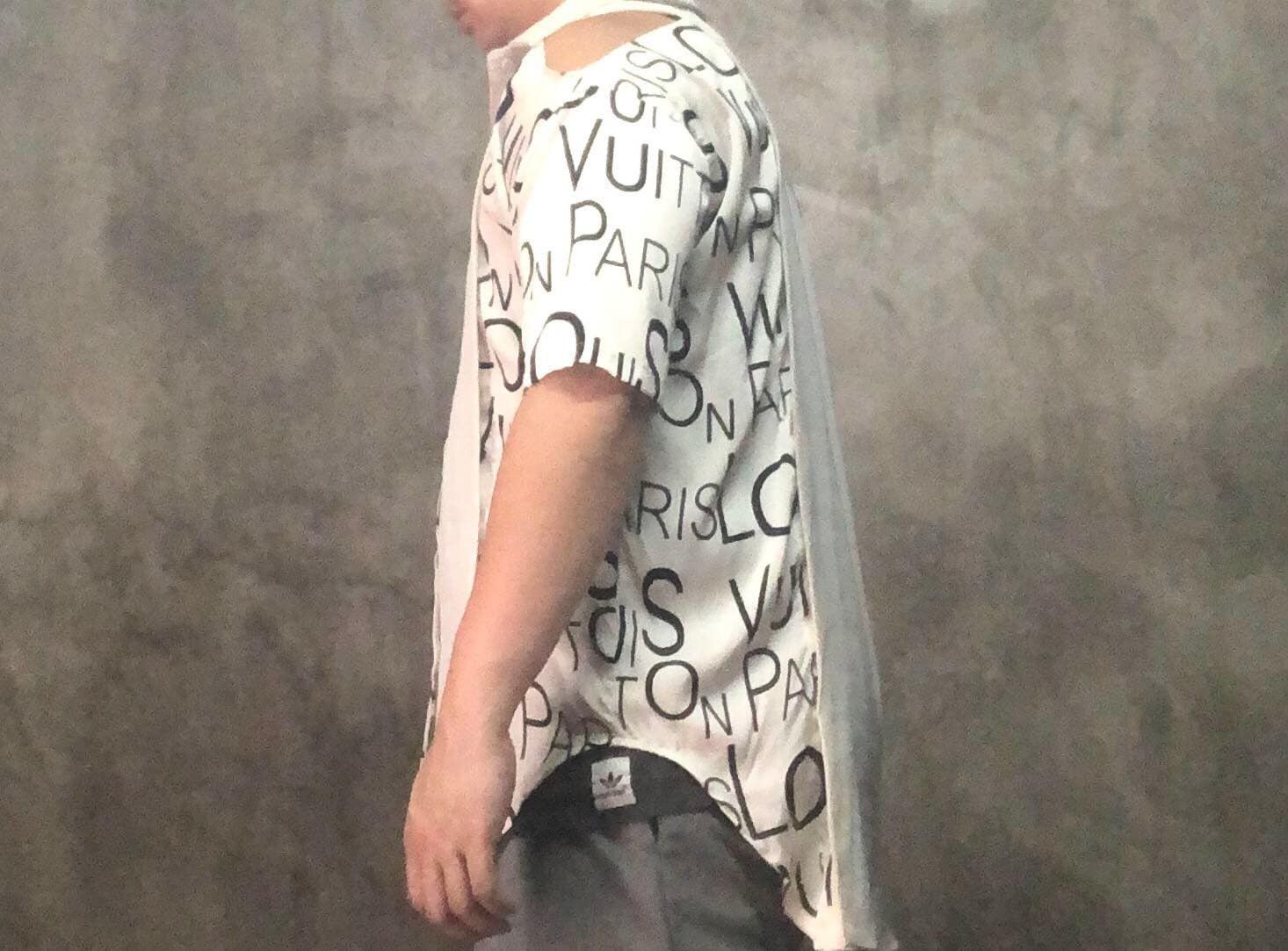 Louis Vuitton Louis Vuitton Asymmetric all over print Button down shirt Size US XL / EU 56 / 4 - 25 Thumbnail