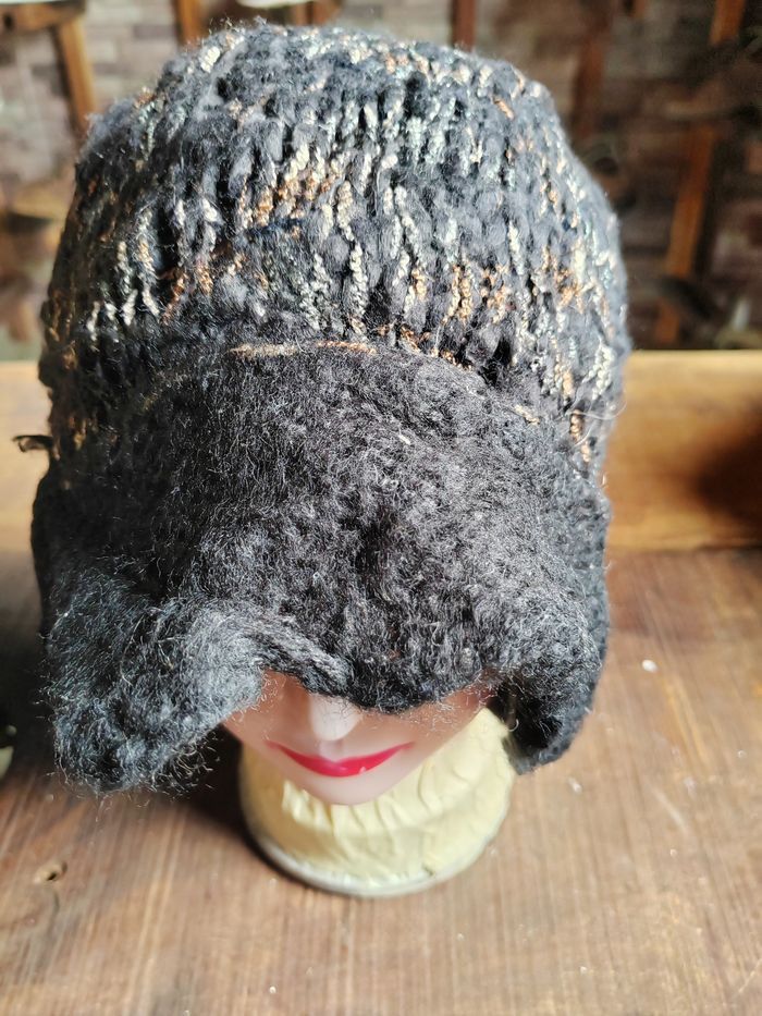 Japanese Brand Vintage Crochet Knitted handmade Beanie Snowcap Size ONE SIZE - 3 Thumbnail