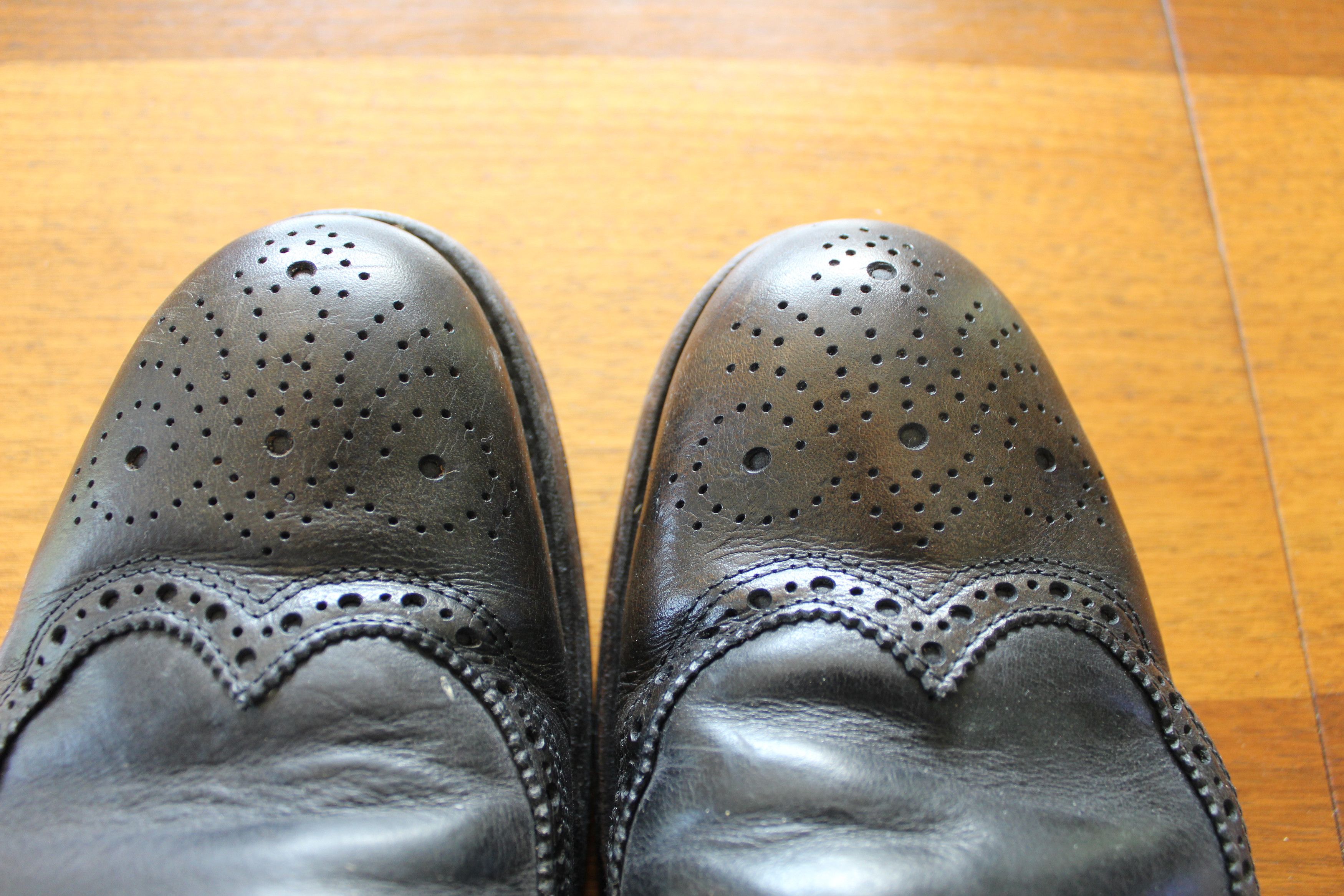 John Varvatos Varvatos Handmade in Italy — Wingtip Oxford w/ Cuban Heel Size US 11 / EU 44 - 6 Thumbnail