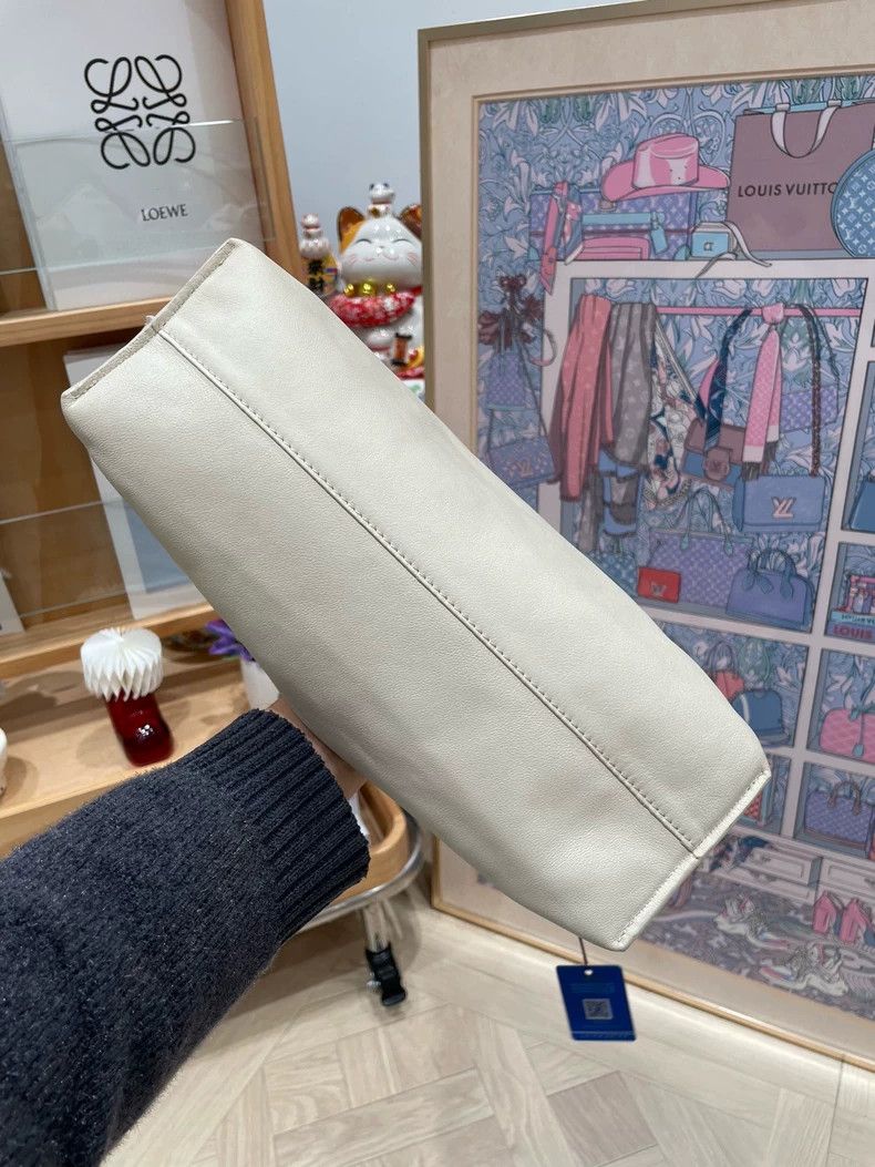 Loewe loewe Milky medium lucky bag 2503-Nextarrow Size ONE SIZE - 3 Thumbnail