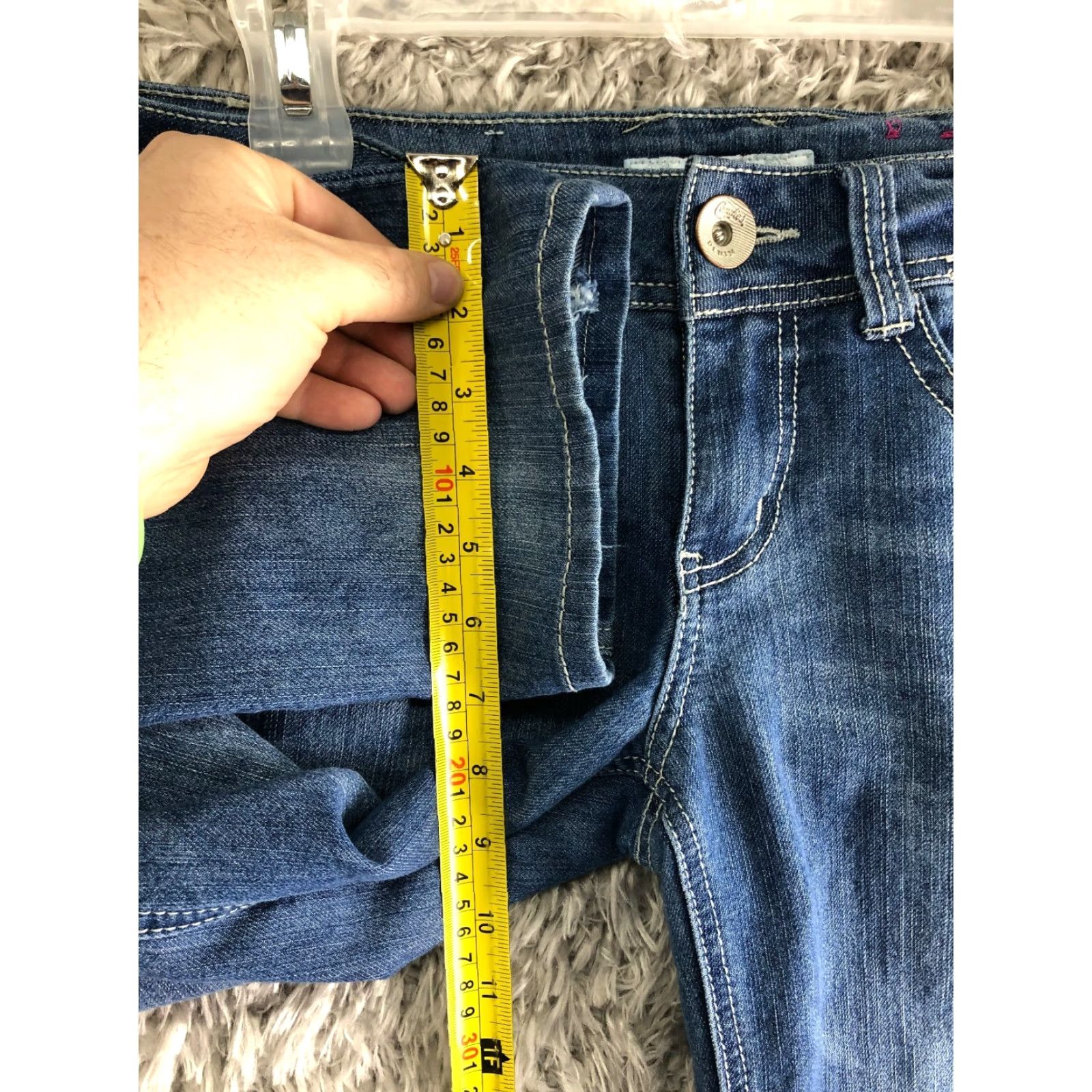 Vintage Candies Accented Pocket Womens Size 7 Mid Rise Skinny Jeans Blue Medium Wash Size 28" / US 6 / IT 42 - 4 Thumbnail