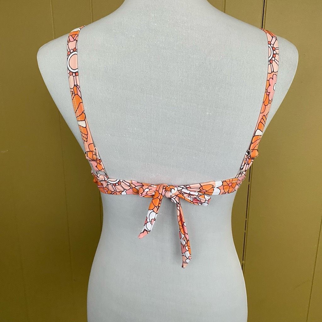Other Women M 2 piece floral print hi leg bikini bottom & tie back Size ONE SIZE - 8 Thumbnail