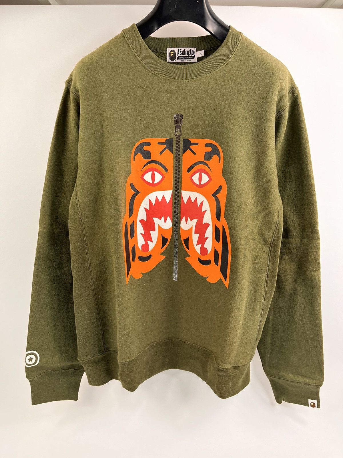 Bape A BATHING APE BAPE TIGER ZIP PRINT CREWNECK JUMPER Size US XL / EU 56 / 4 - 1 Thumbnail