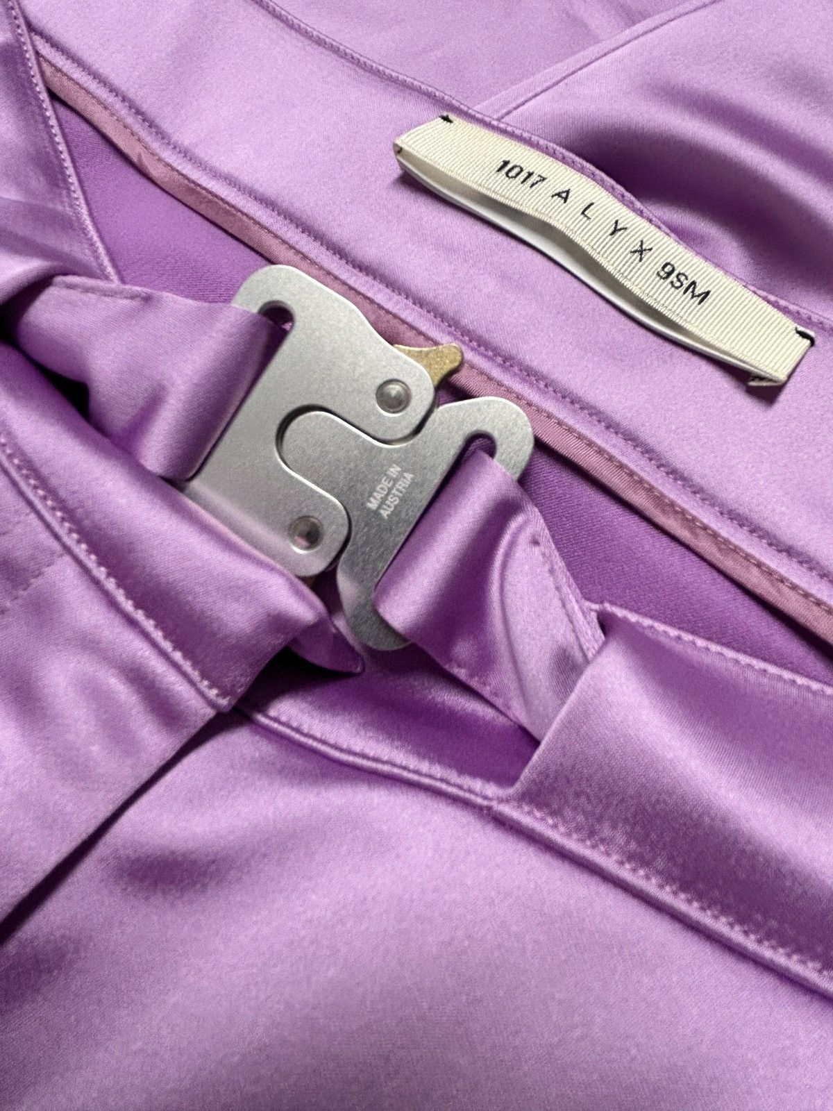 1017 ALYX 9SM SS2023 Purple Satin Rollercoaster Buckle Flared Pant Size US 31 - 5 Thumbnail