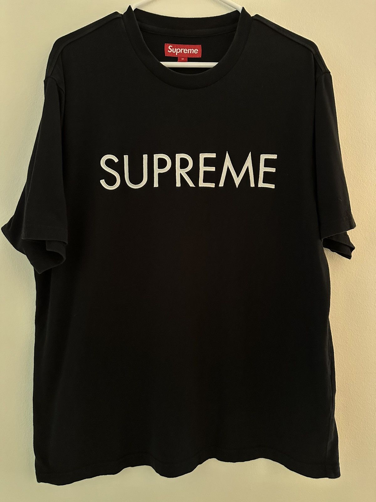 Supreme Supreme Capital S/S Top Tee Size US M / EU 48-50 / 2 - 1 Thumbnail