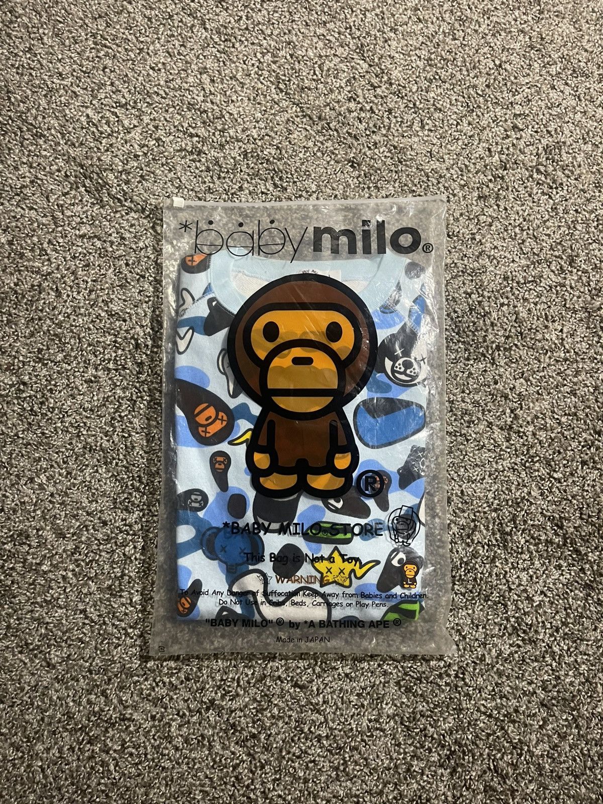 Bape Bape x kaws Baby Milo Animal Kingdom Crewneck Size US L / EU 52-54 / 3 - 1 Thumbnail
