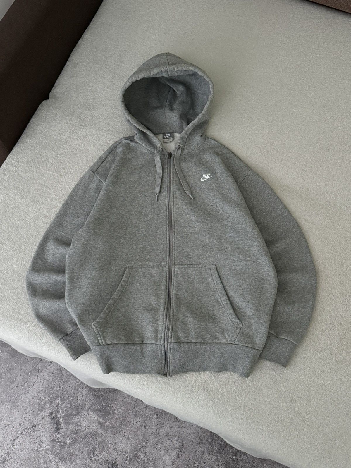 Vintage Nike Y2K swoosh oversized grey zip hoodie