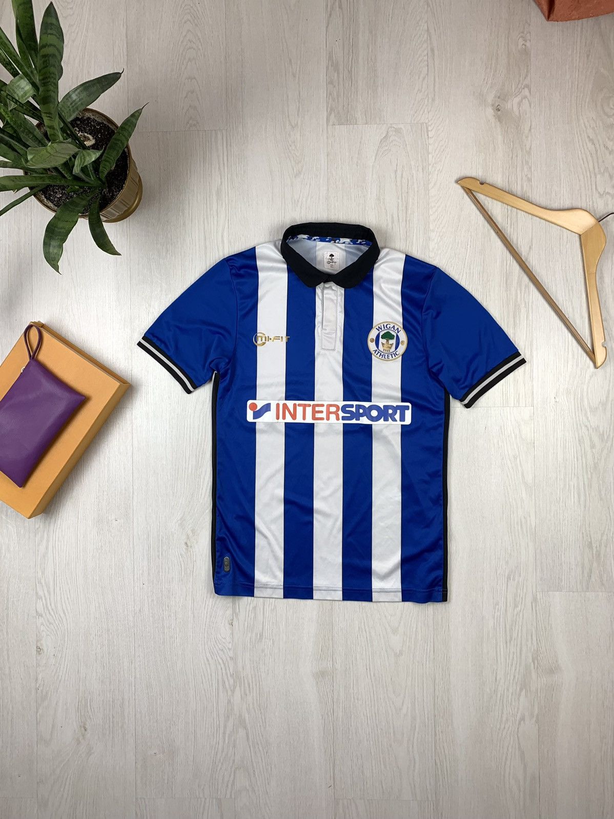 Other Wigan Athletic Mi-Fit 2014-2015 Home Soccer Jersey Size S Size US S / EU 44-46 / 1 - 1 Thumbnail