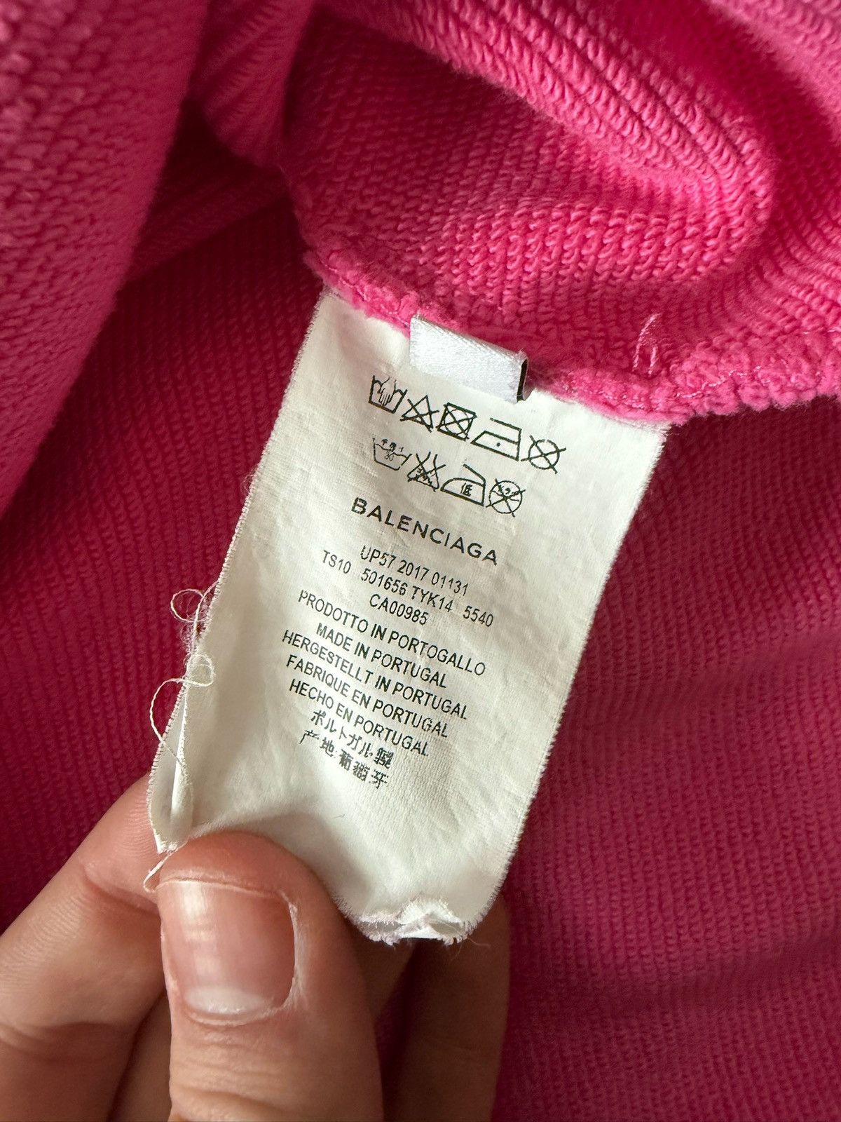 Balenciaga Balenciaga NYC Airbrush Hoodie Size US S / EU 44-46 / 1 - 5 Thumbnail