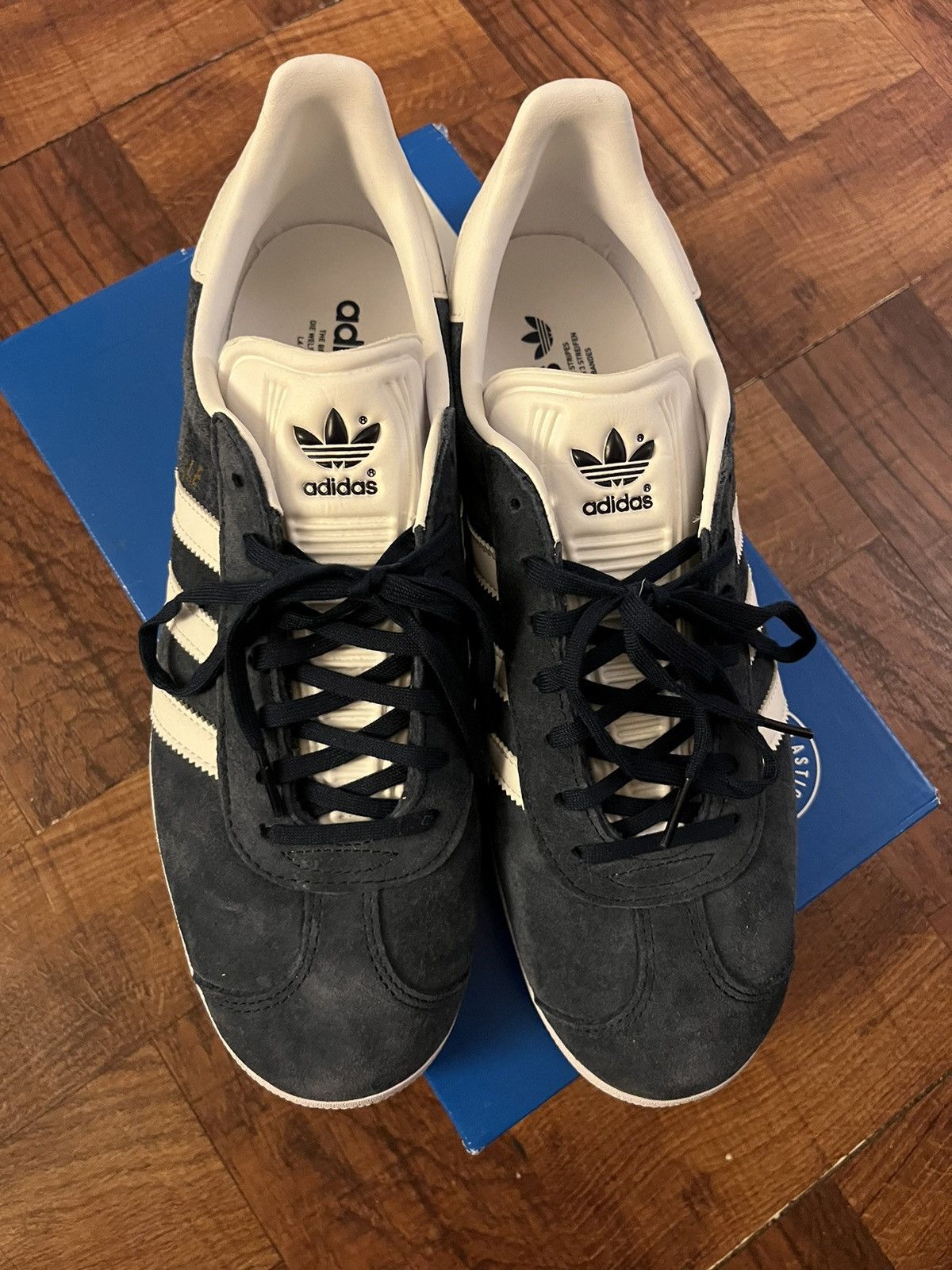 Adidas Adidas Gazelle Size US 10 / EU 43 - 3 Thumbnail