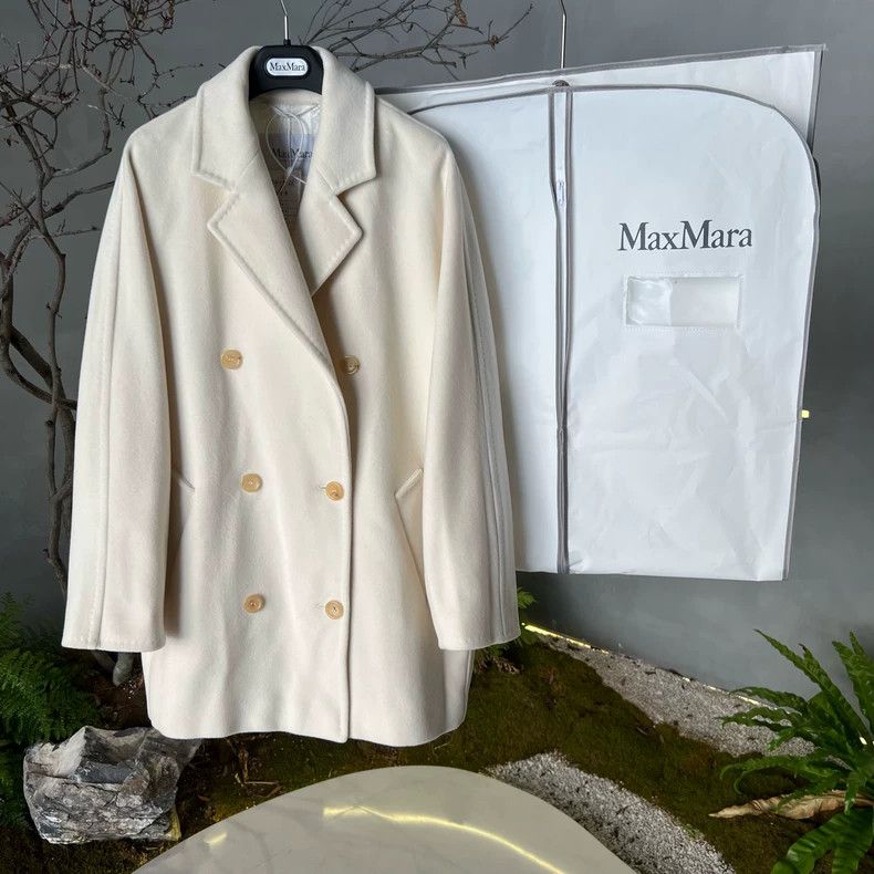 Max Mara Max Mara White 101801 Short Size L / US 10 / IT 46 - 1 Thumbnail