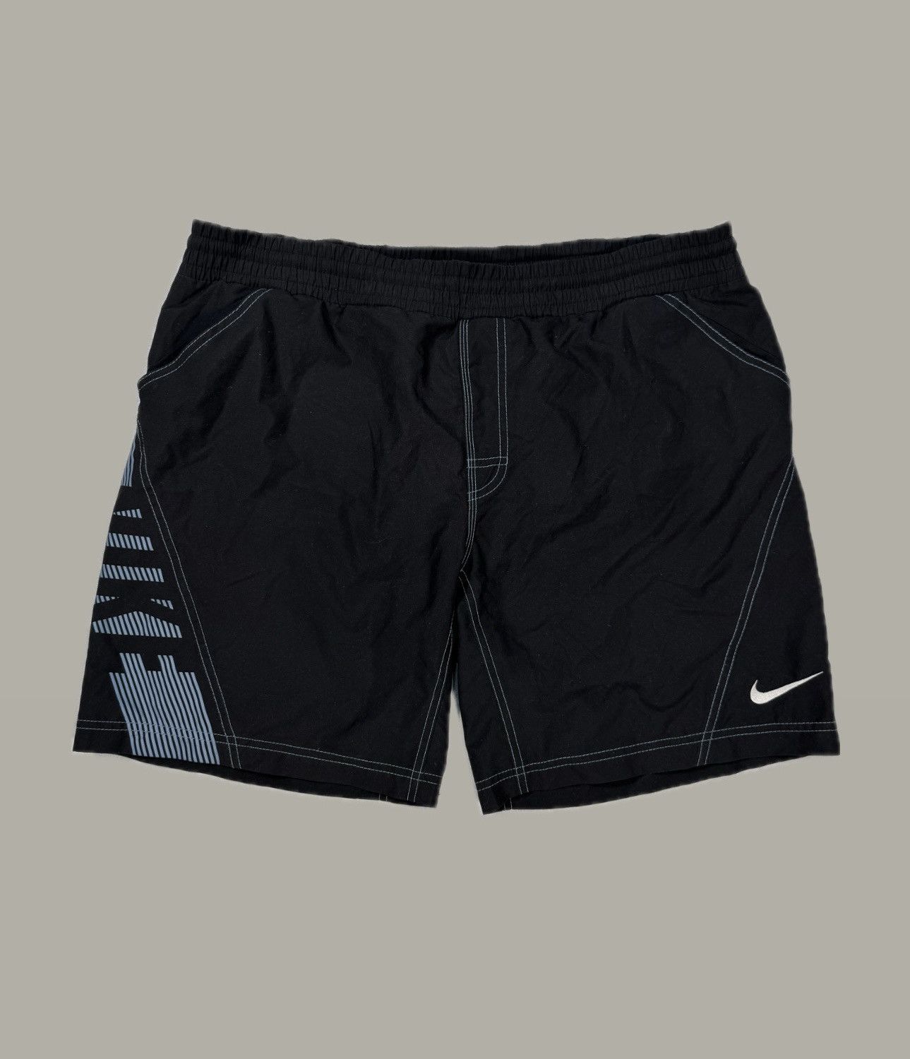Vintage Nike Vintage Y2K Retro Sports Shorts Size US 35 - 1 Thumbnail