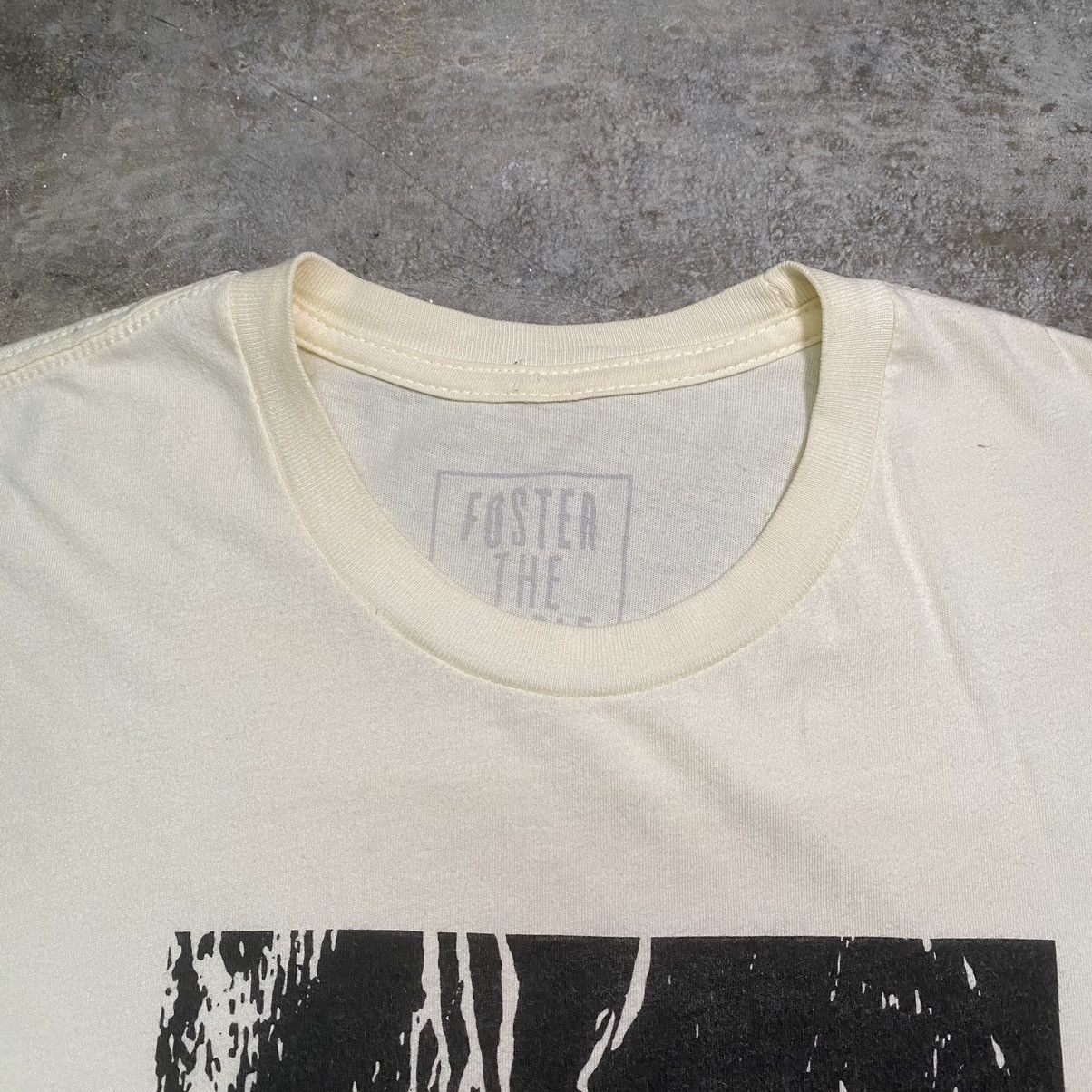 Band Tees Foster The People Indie Band T-shirt Size US S / EU 44-46 / 1 - 2 Thumbnail