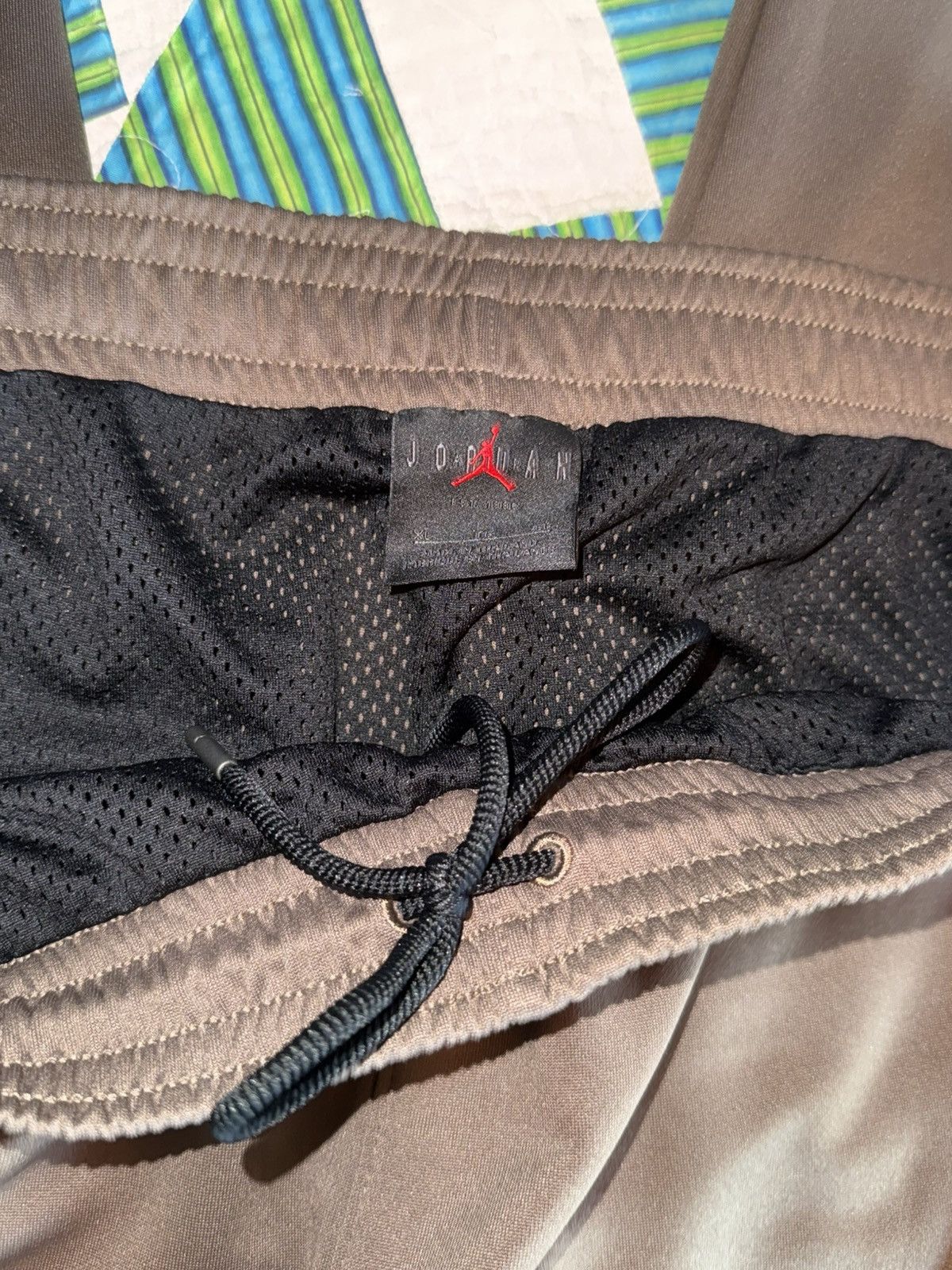 Jordan Brand × Travis Scott Cactus Jack MJ Track Pant Palomino Brown Size US 38 / EU 54 - 6 Thumbnail