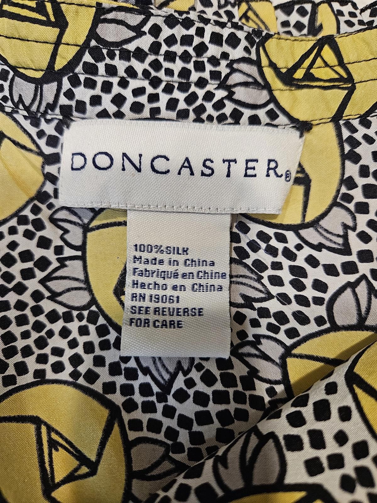 Designer 100% Silk Doncaster Yellow Graphic Ruffle Blouse Size L / US 10 / IT 46 - 5 Thumbnail