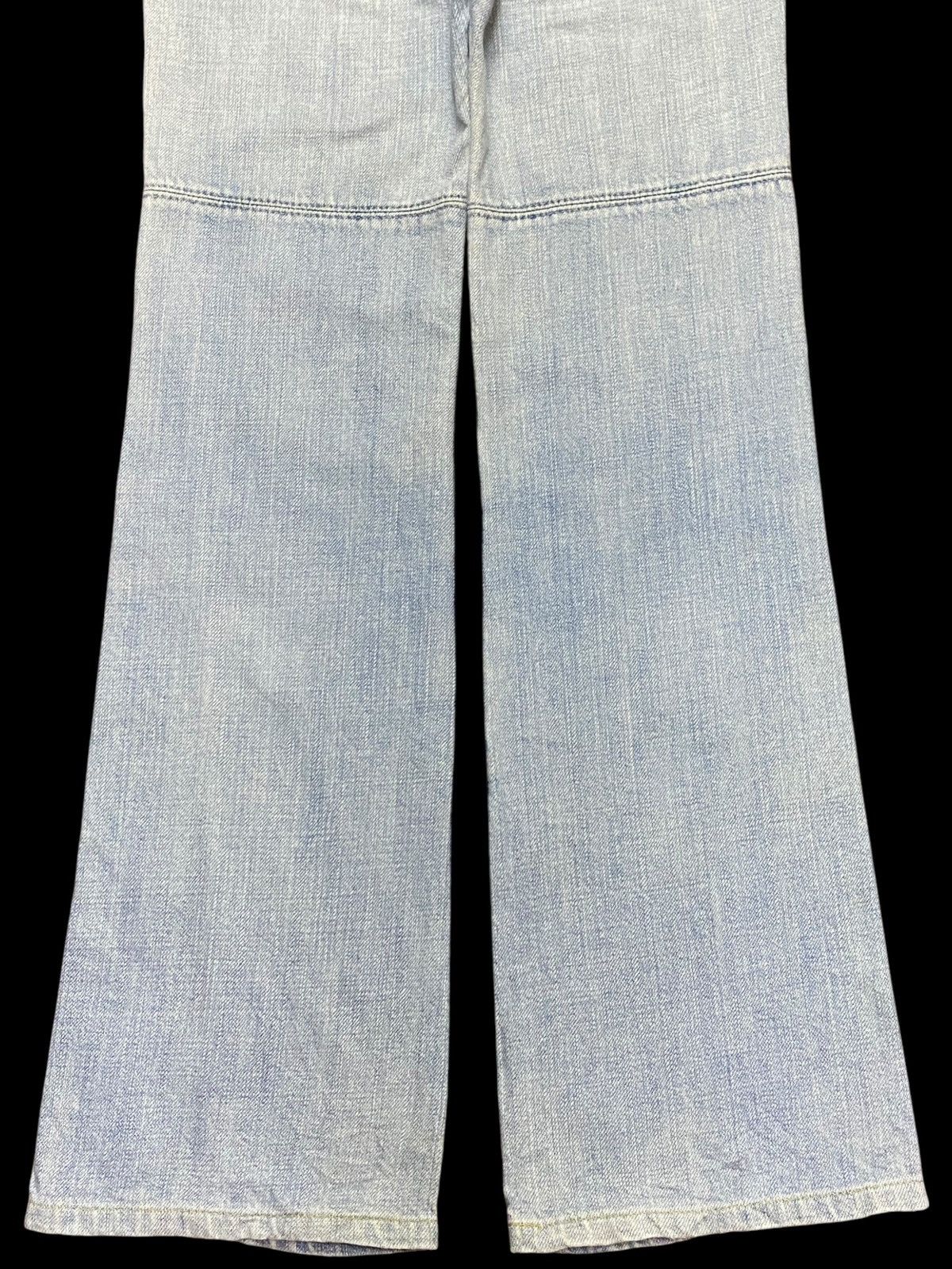 Japanese Brand Vintage Nouvelle Aggressive Woman Faded Flare Jeans Size 28" / US 6 / IT 42 - 6 Thumbnail