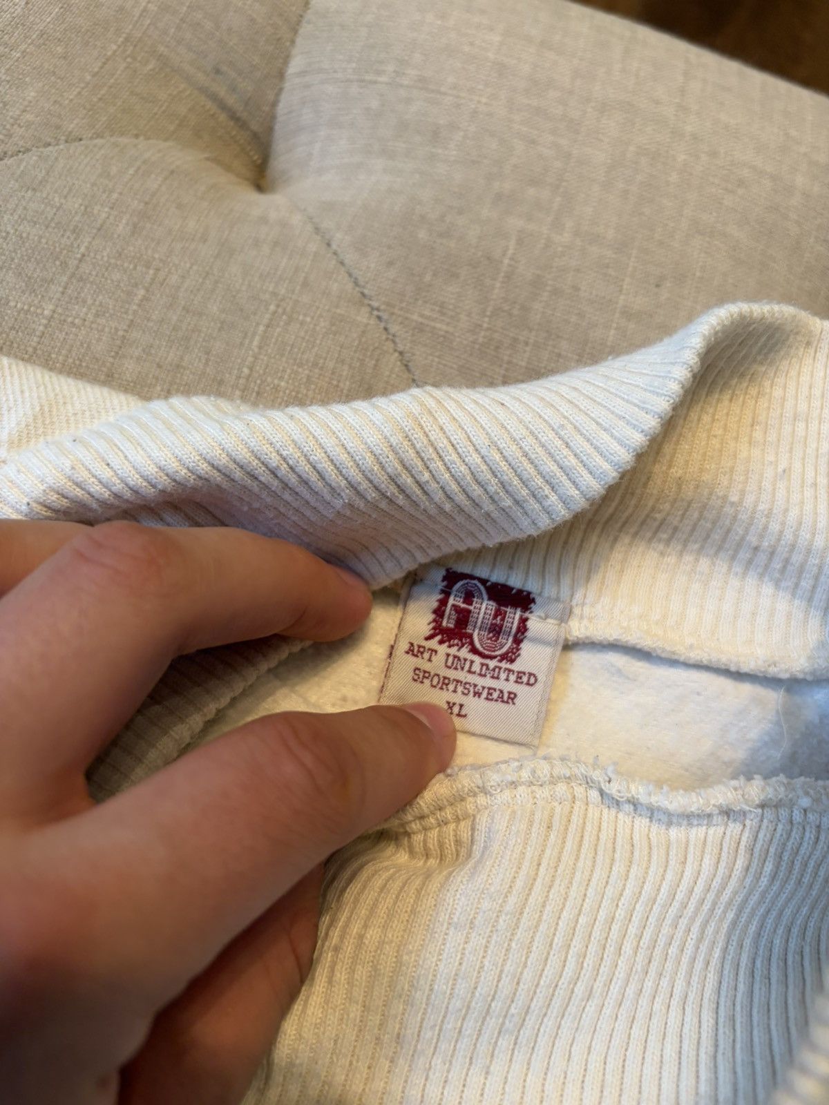 Other Vintage 00s OPRF Huskies Embroidered Hoodie - Size US L / EU 52-54 / 3 - 6 Thumbnail