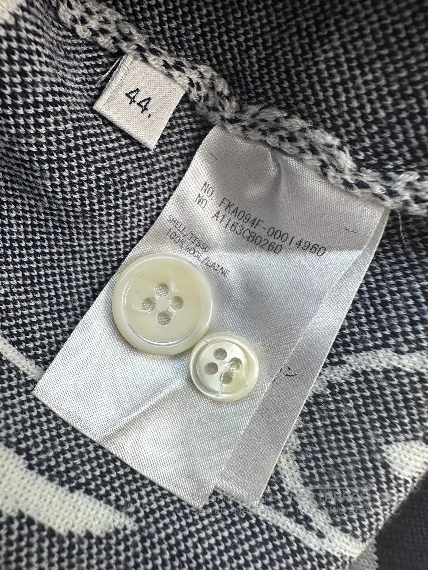 Thom Browne thom browne color block v-neck sweater. Size US M / EU 48-50 / 2 - 7 Thumbnail