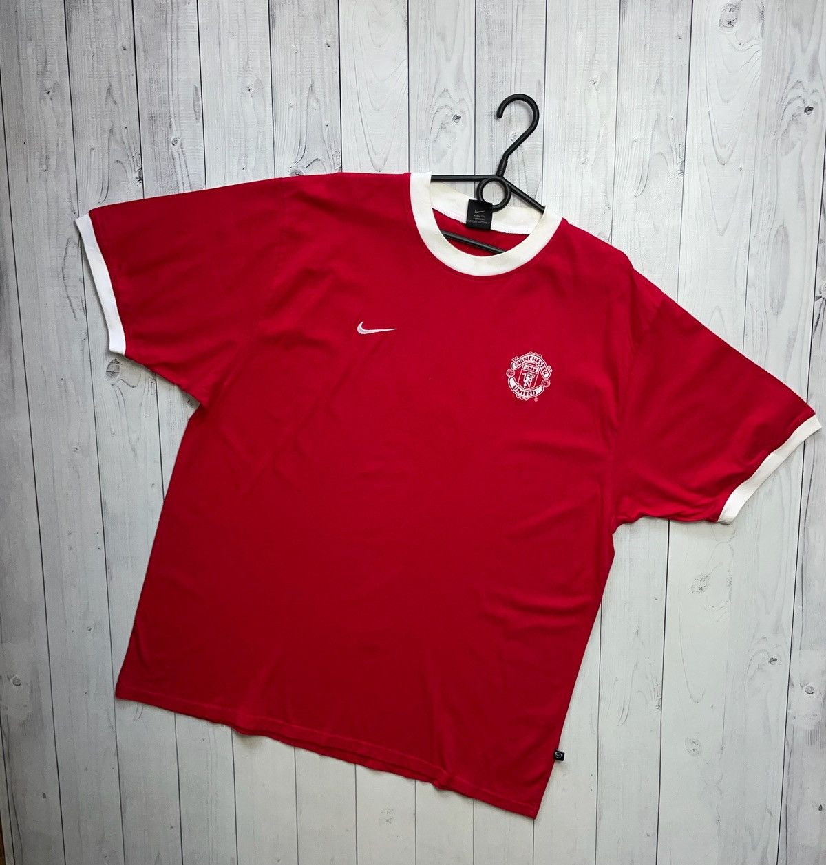 Vintage Vintage Nike Manchester United red logo size XL Size US XL / EU 56 / 4 - 1 Thumbnail