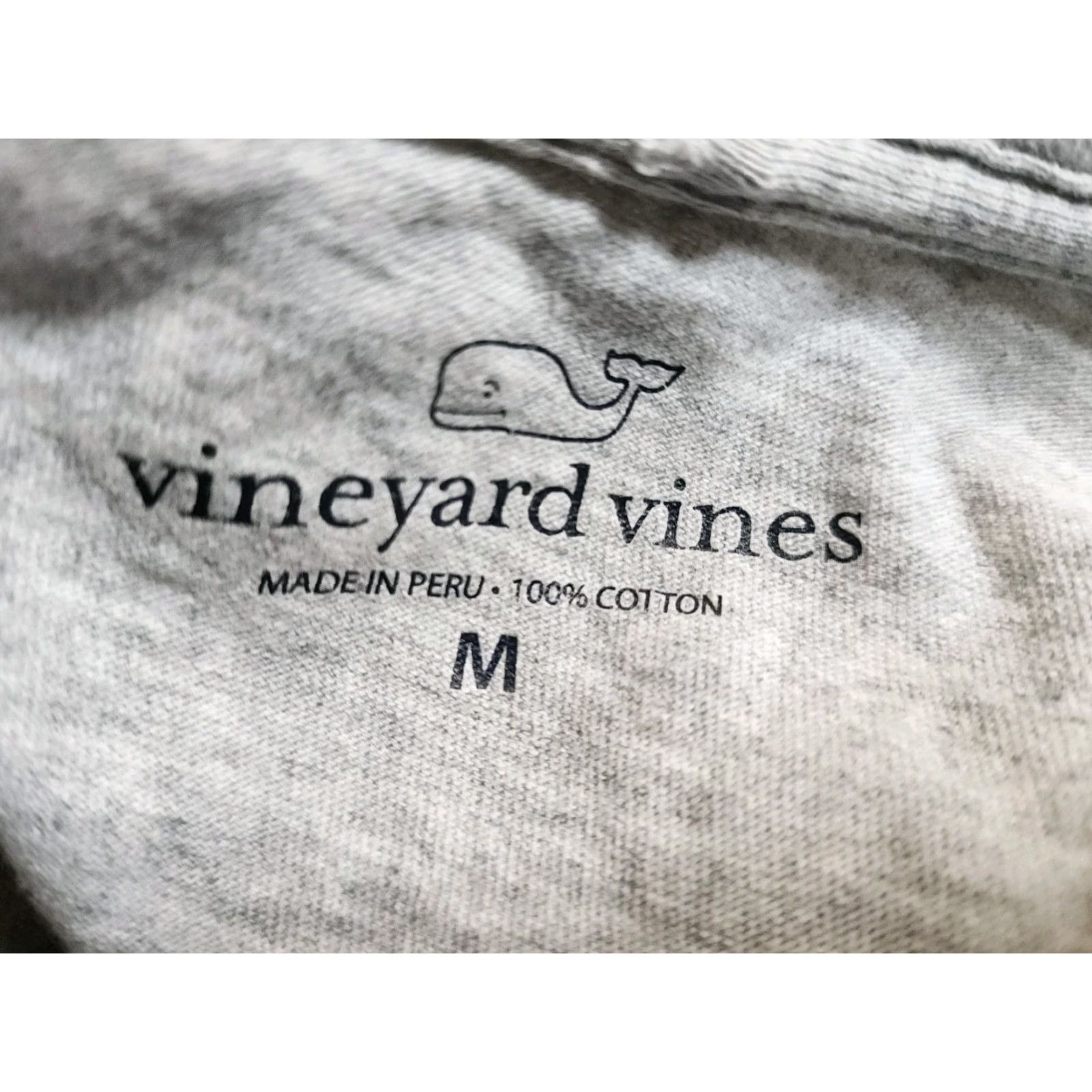 Vineyard Vines Vineyard Vines Mens M NYPD Small Batch Pocket T Shirt Double Sided NYC 2010-2019 Gray Cotton Crew Neck Short Sleeve Regular Fit Men’s Size US M / EU 48-50 / 2 - 4 Thumbnail