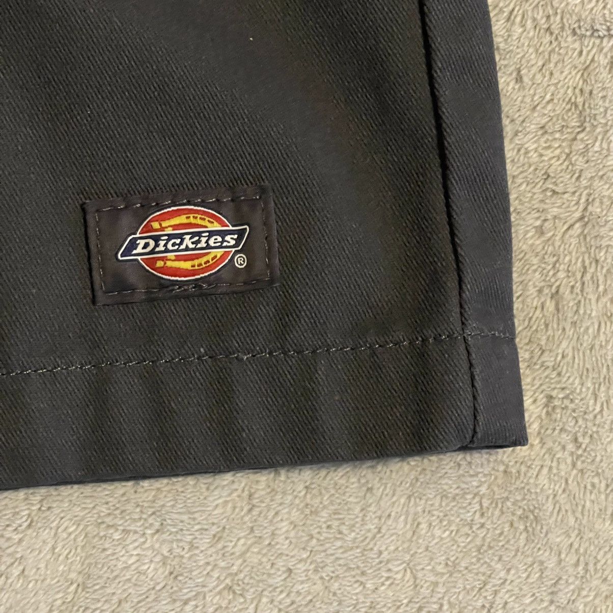 Dickies Vintage Dickies Mens Loose Fit Work Shorts Grey 32 Y2K Size US 32 / EU 48 - 13 Thumbnail