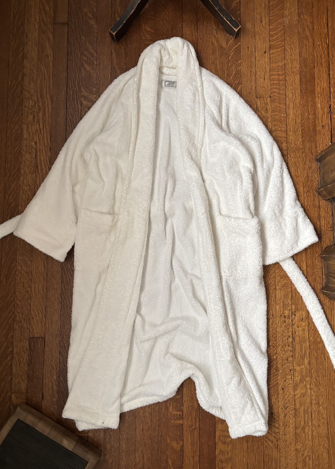 Vintage Vintage Bath Robe 1990s Gianni Versace Robe Belted Terry Size US L / EU 52-54 / 3 - 10 Thumbnail