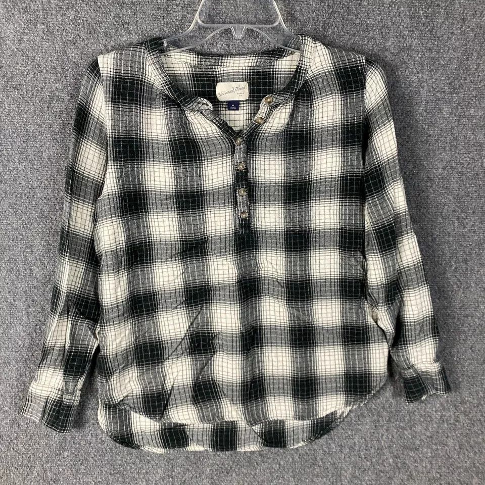 Other Universal Thread Blouse Women's Medium Flannel Plaid M Size M / US 6-8 / IT 42-44 - 1 Thumbnail