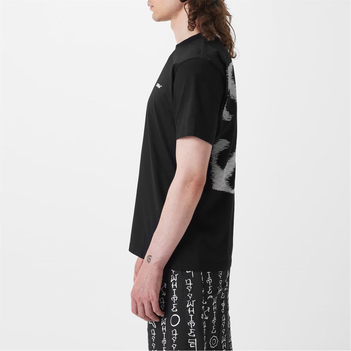 Off-White o1g2r1mq0226 Logo Arrow Cotton Short Sleeve T-Shirt Black Size US S / EU 44-46 / 1 - 5 Thumbnail