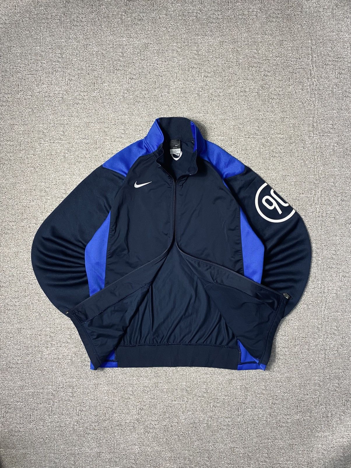 Nike Vintage Nike Total90 Repel Football Tracktop Jacket Size US L / EU 52-54 / 3 - 2 Thumbnail