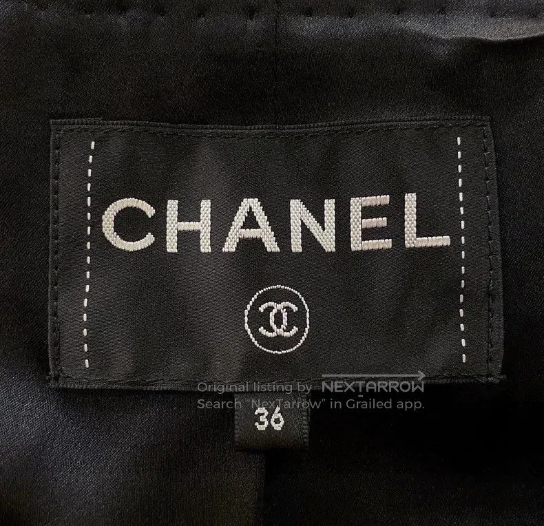 Chanel Chanel White hook-edged lion head button jacket Size XS / US 0-2 / IT 36-38 - 5 Thumbnail
