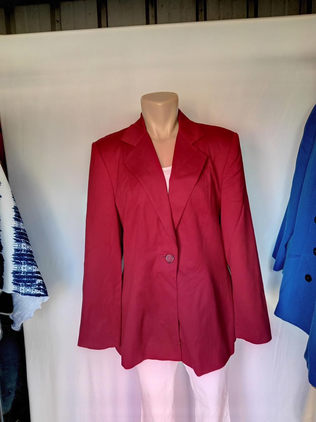 Designer Stylish Burgundy Blazer for Women Size L / US 10 / IT 46 - 2 Thumbnail