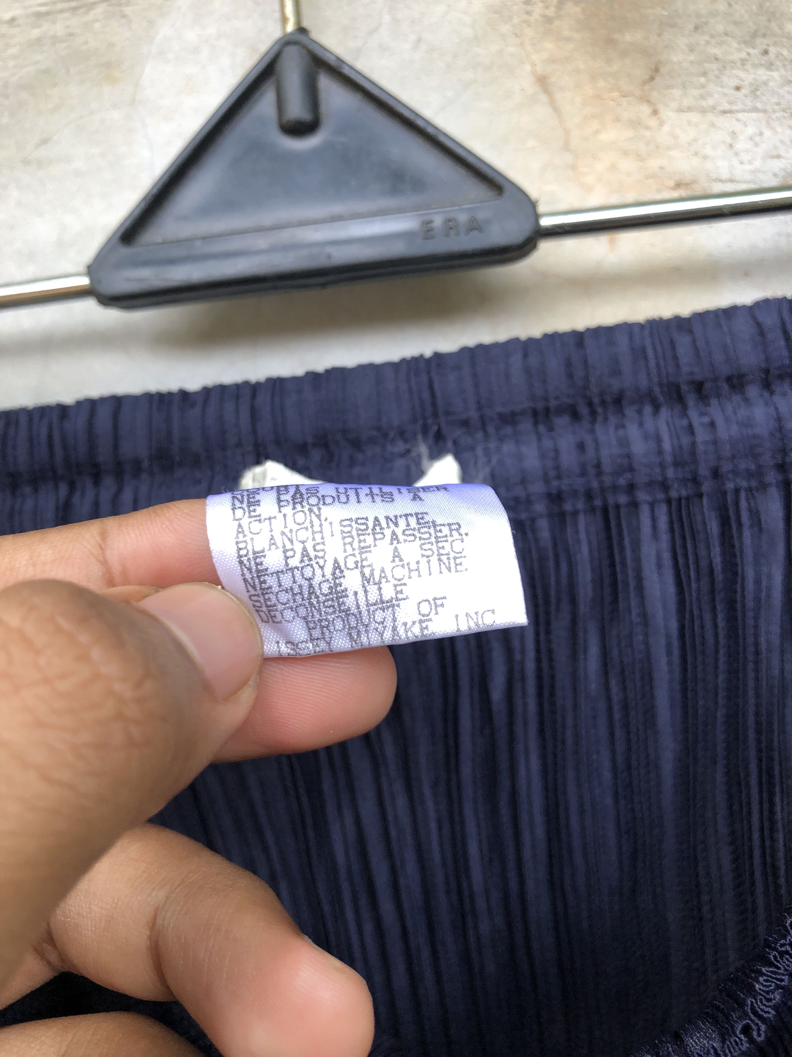 Pleats Please Issey Miyake Pleats Please Issey Miyake Navy Skirt Size 30" / US 8 / IT 44 - 5 Thumbnail