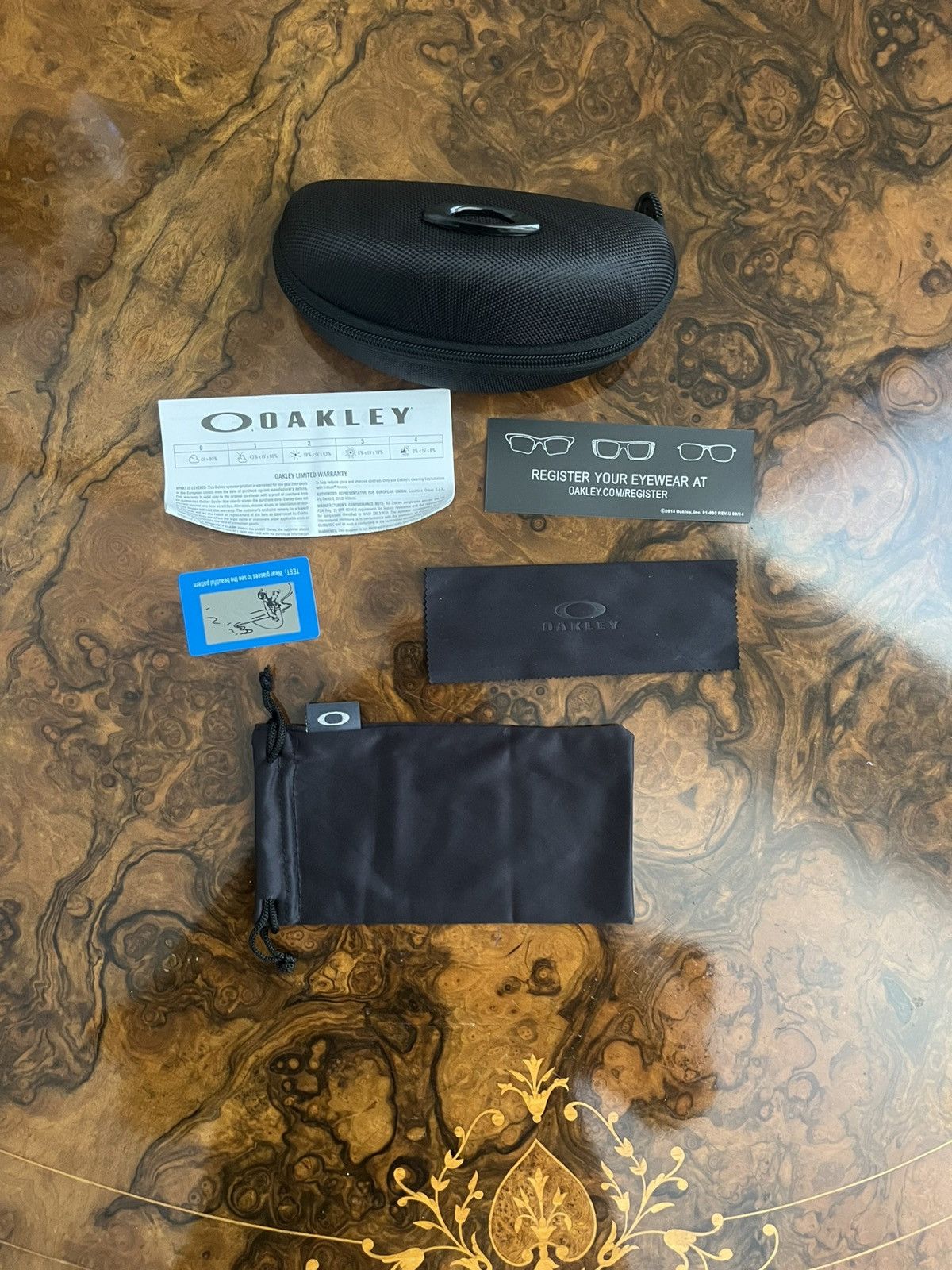 Oakley Sutro Blue and White *Brand New