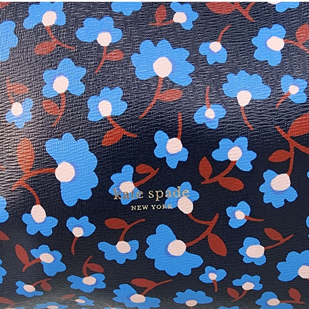 Kate Spade Kate Spade New York Large Molly Party Floral PVC Tote Bag Size ONE SIZE - 6 Thumbnail