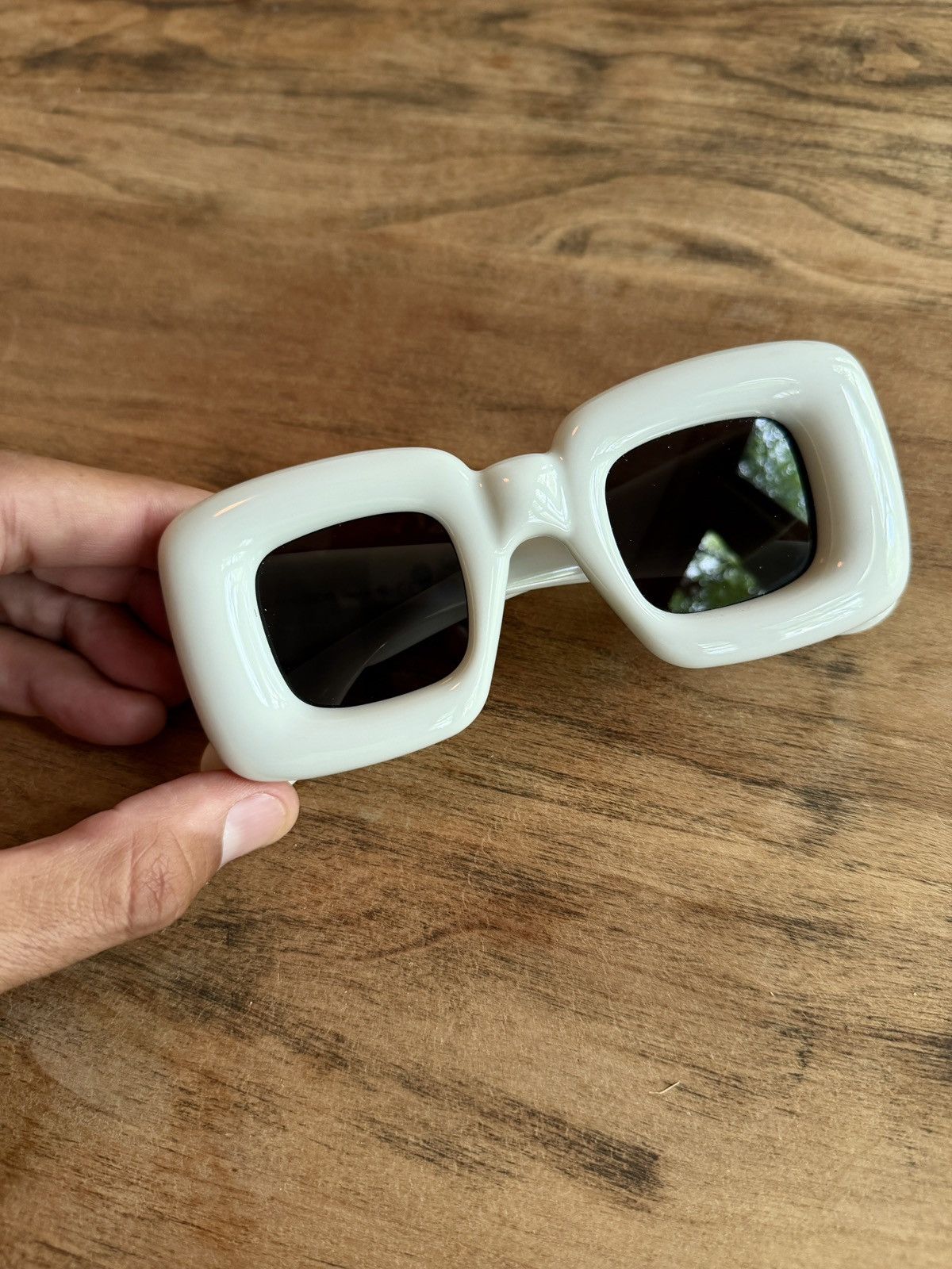Loewe Loewe Inflated Oversized Square Sunglasses – White Size ONE SIZE - 1 Thumbnail