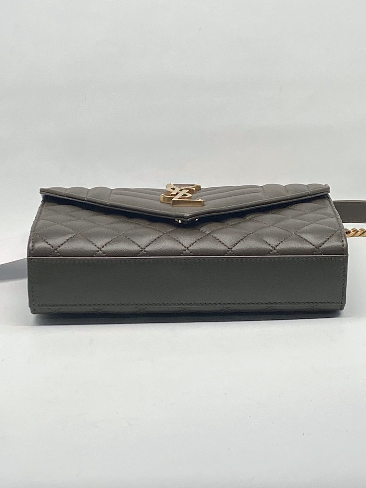 Yves Saint Laurent Saint Laurent Envelope Triquilt Small YSL Shoulder Bag Size ONE SIZE - 8 Thumbnail