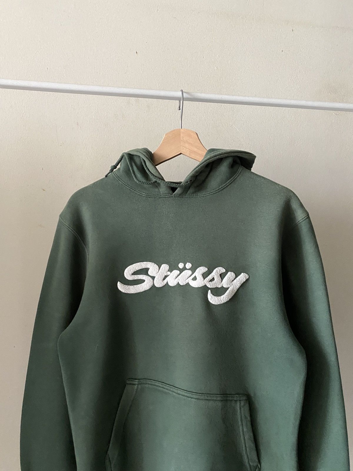 Stussy Stussy Chenille Applique Pullover Hoodie Size US S / EU 44-46 / 1 - 3 Thumbnail