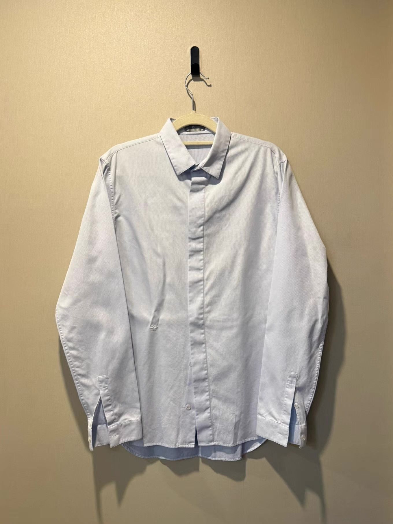 Dior Dior Blue Shirt with Bee Embroidery Ｑ20 Size US M / EU 48-50 / 2 - 1 Thumbnail