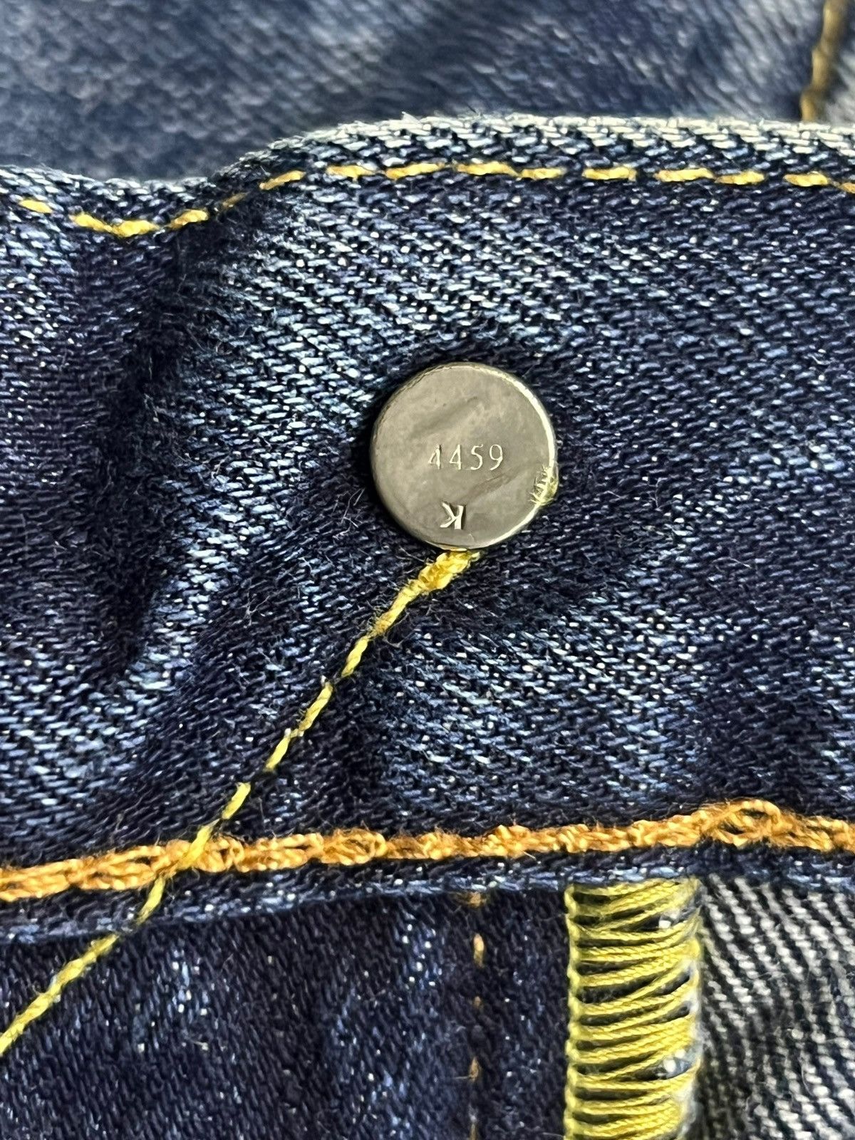 Levi's Vintage Levi’s 505 - Faded Wash, Distressed Denim Size US 32 / EU 48 - 12 Thumbnail