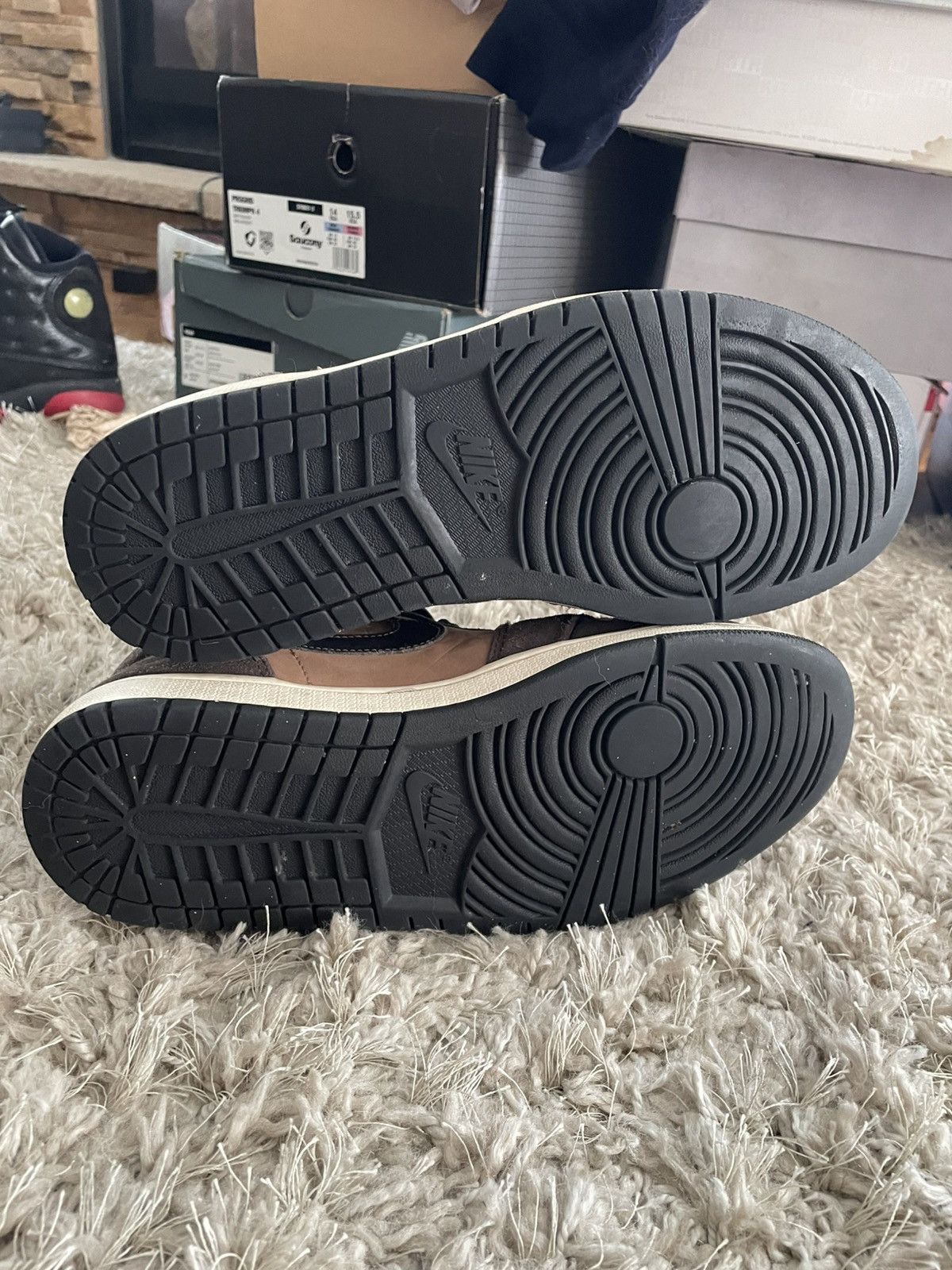 Jordan Brand Jordan 1 Mid SE Dark Chocolate Size US 8.5 / EU 41-42 - 8 Thumbnail